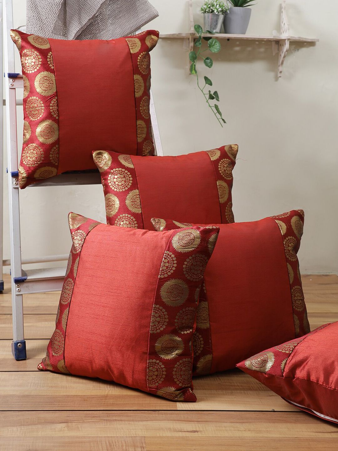 ROMEE Set of 5 Maroon Printed Cushion Covers Price in India