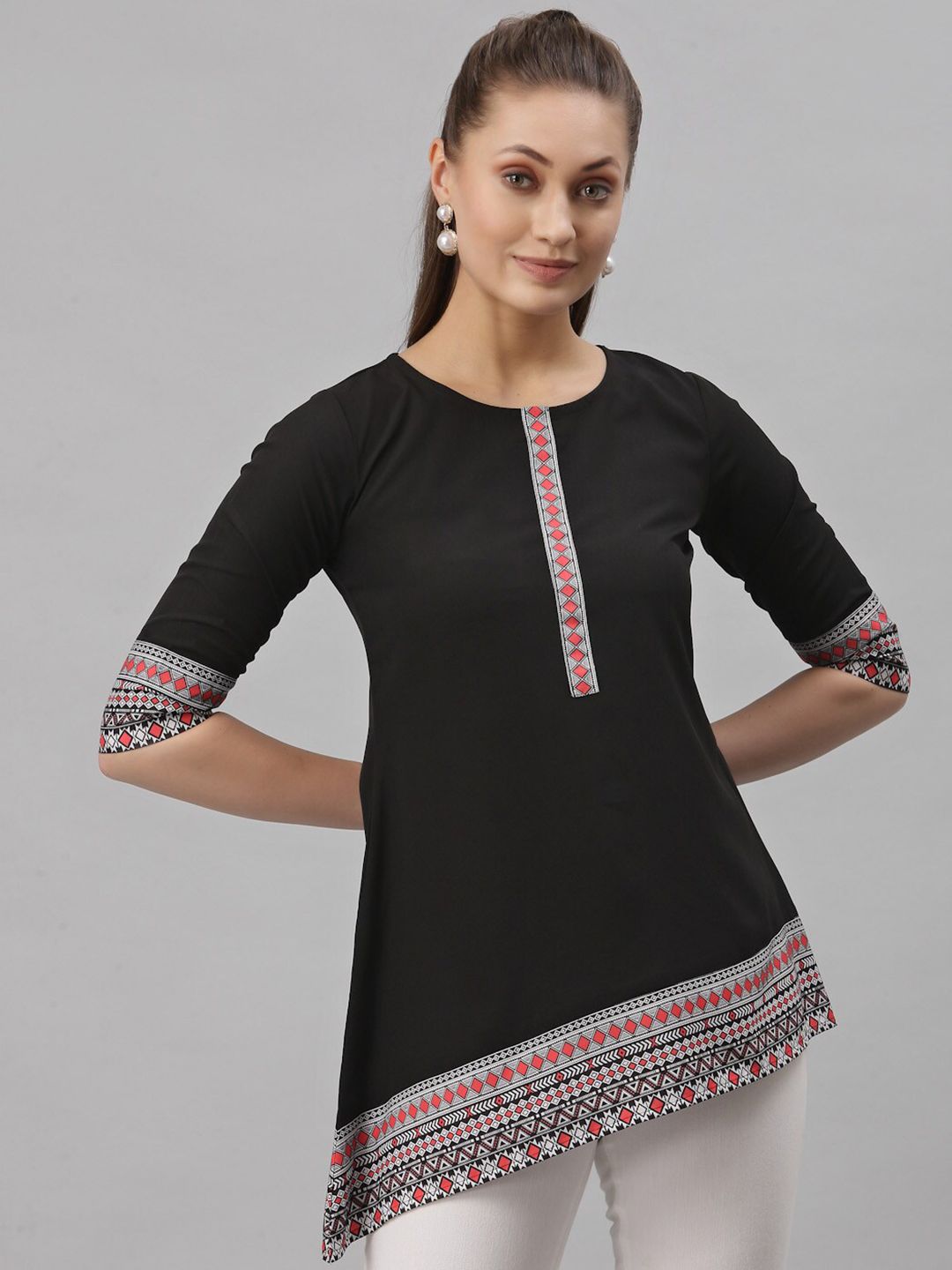 Selvia Black Geometric Print Crepe Top