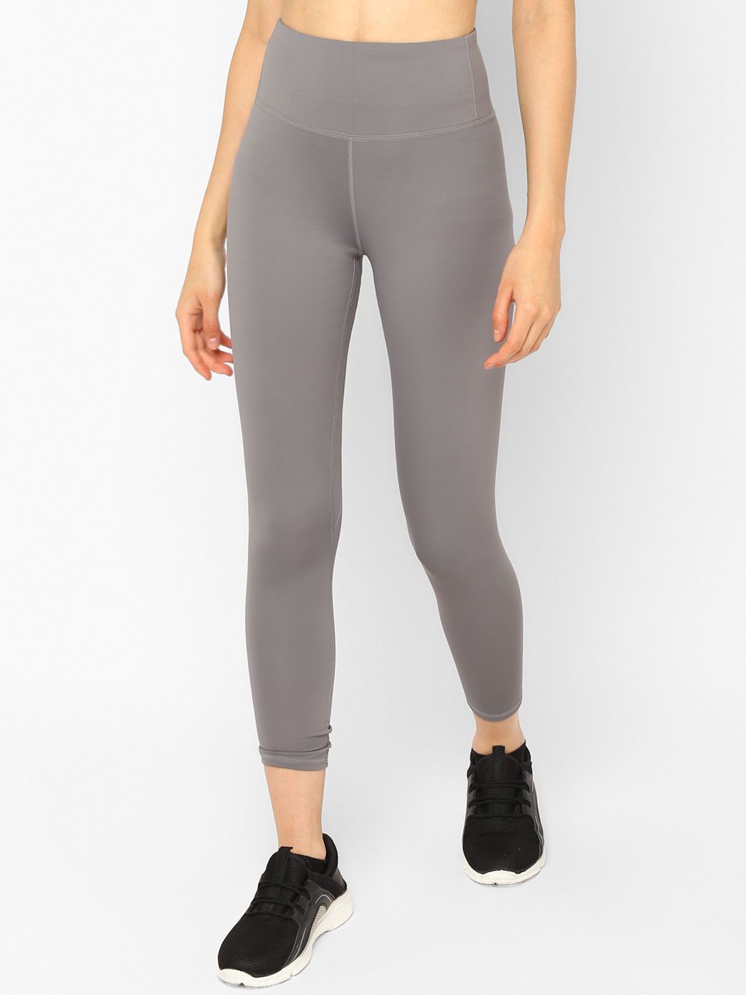 JerfSports Women Grey Solid Crop Tights Price in India