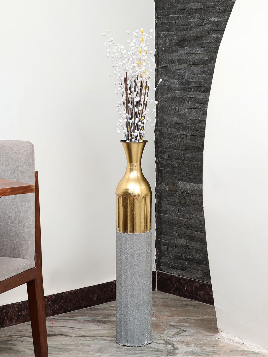 vedas Metallic-Toned & Silver-Toned Textured Vase Price in India