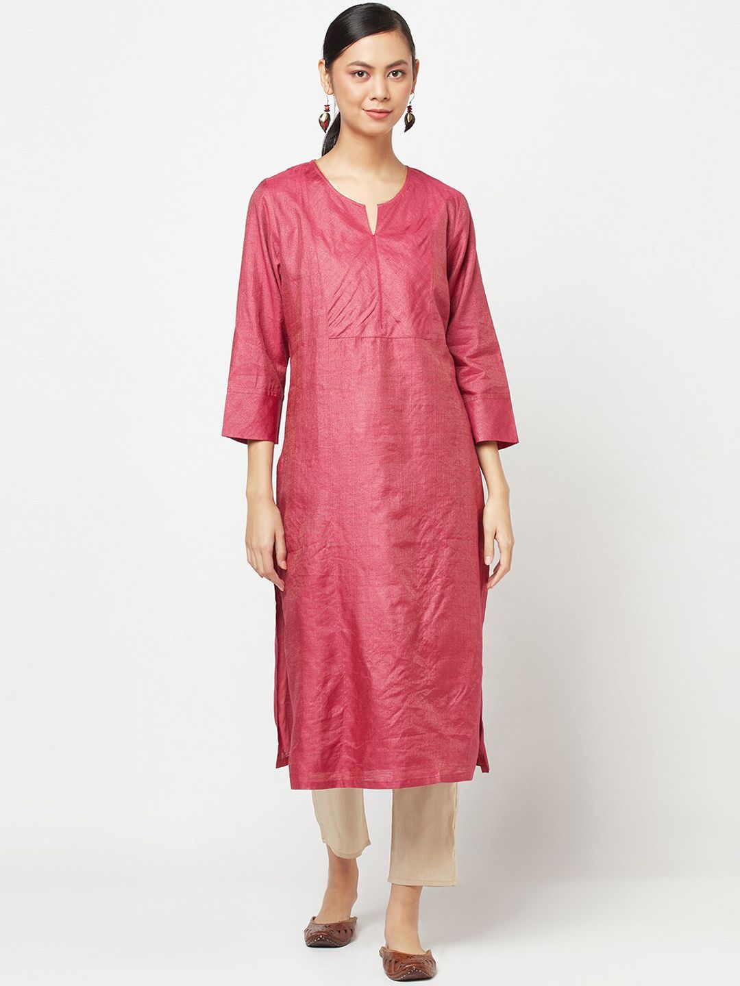 Fabindia Women Dusty Pink Solid Straight Tussar Zari Kurta Price in India