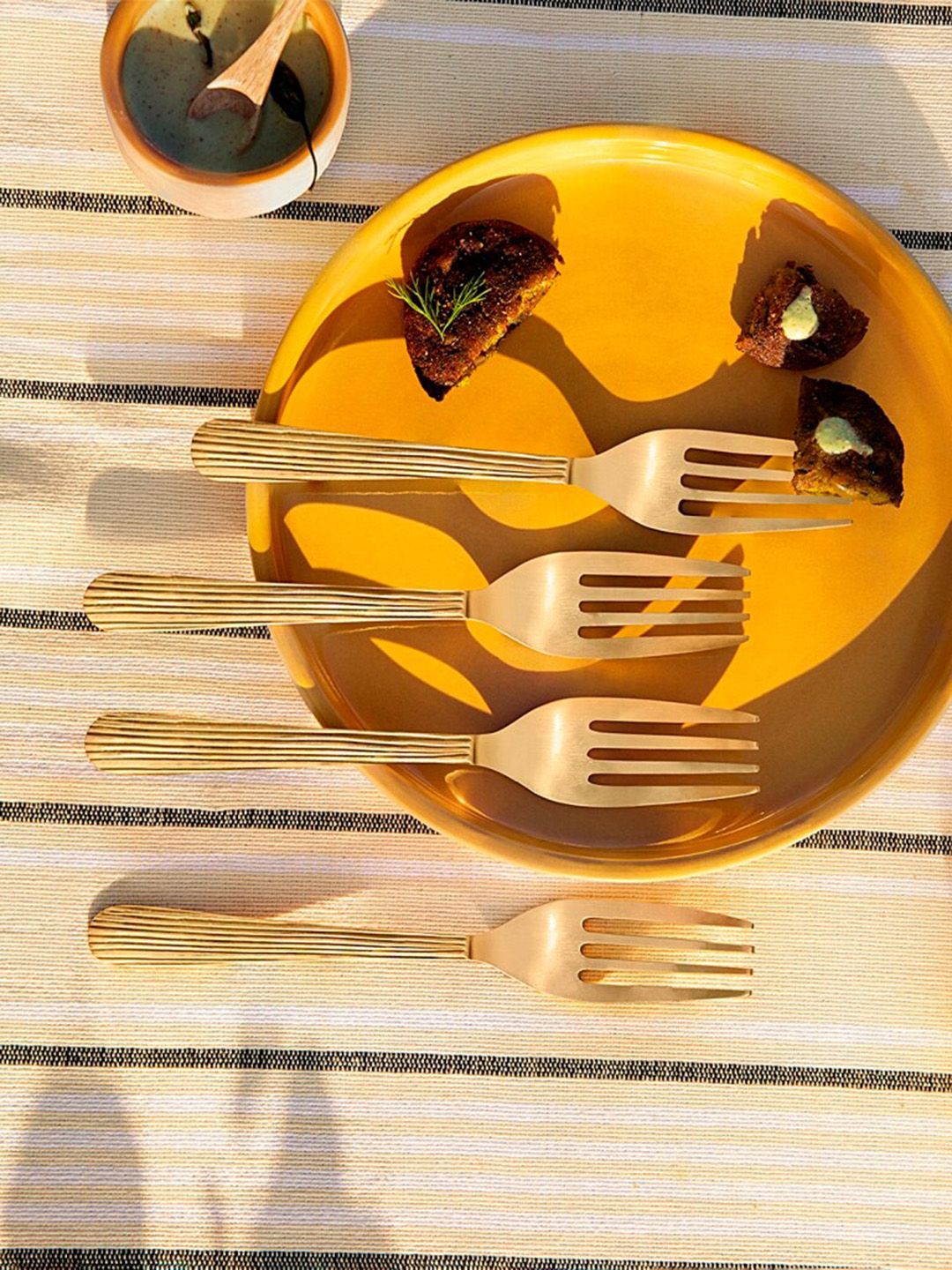 ellementry Set of 4 Gold-Toned Brass Fork Price in India