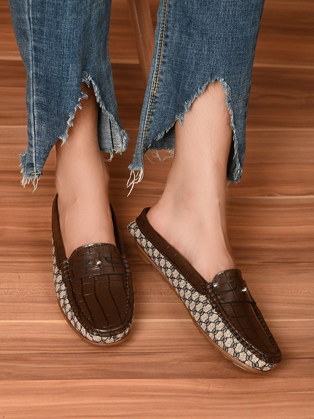 El Paso Women Brown & Off-White Textured Loafers Price in India