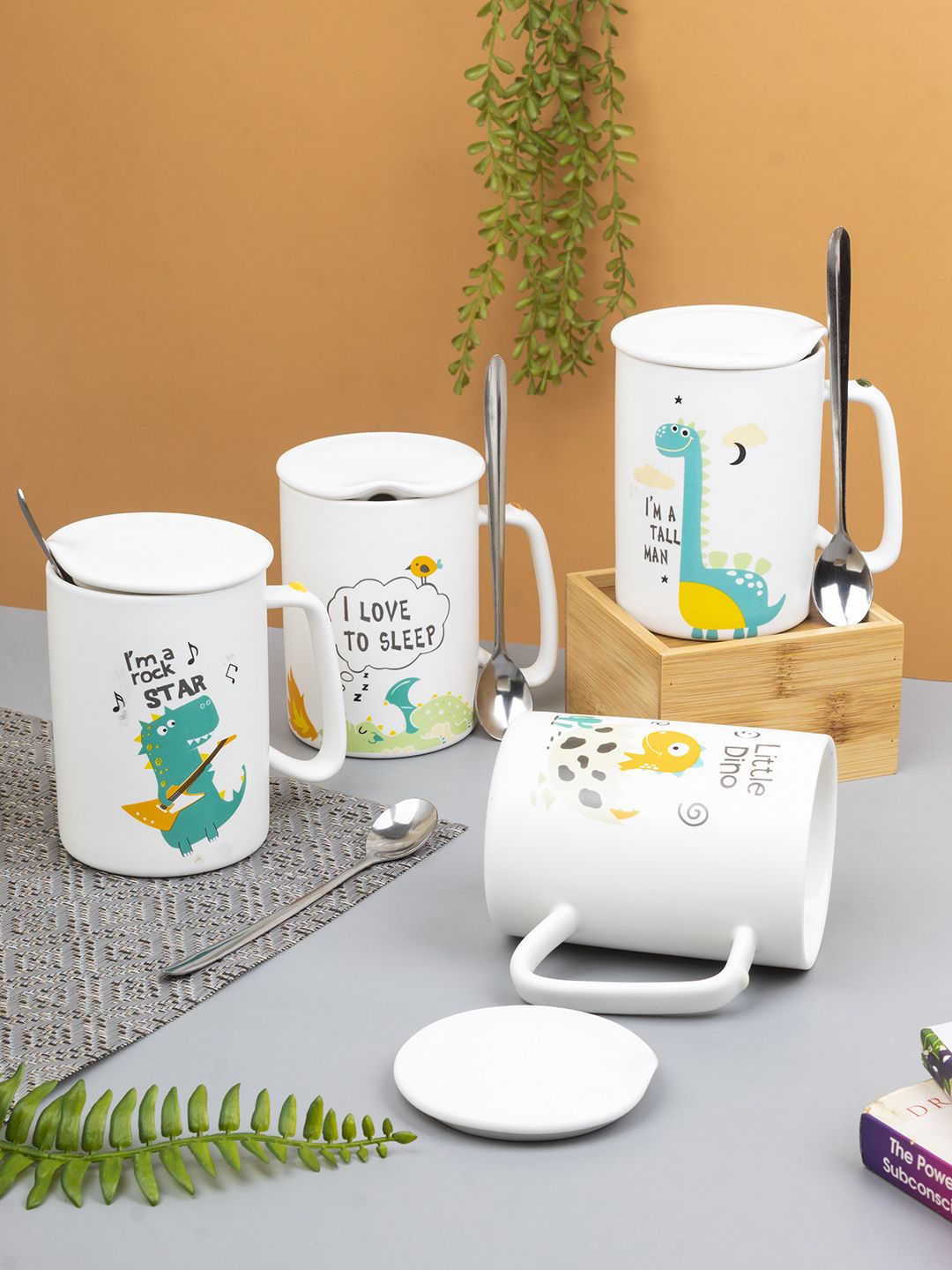 MARKET99 Assorted Printed Ceramic Glossy Mugs Price in India