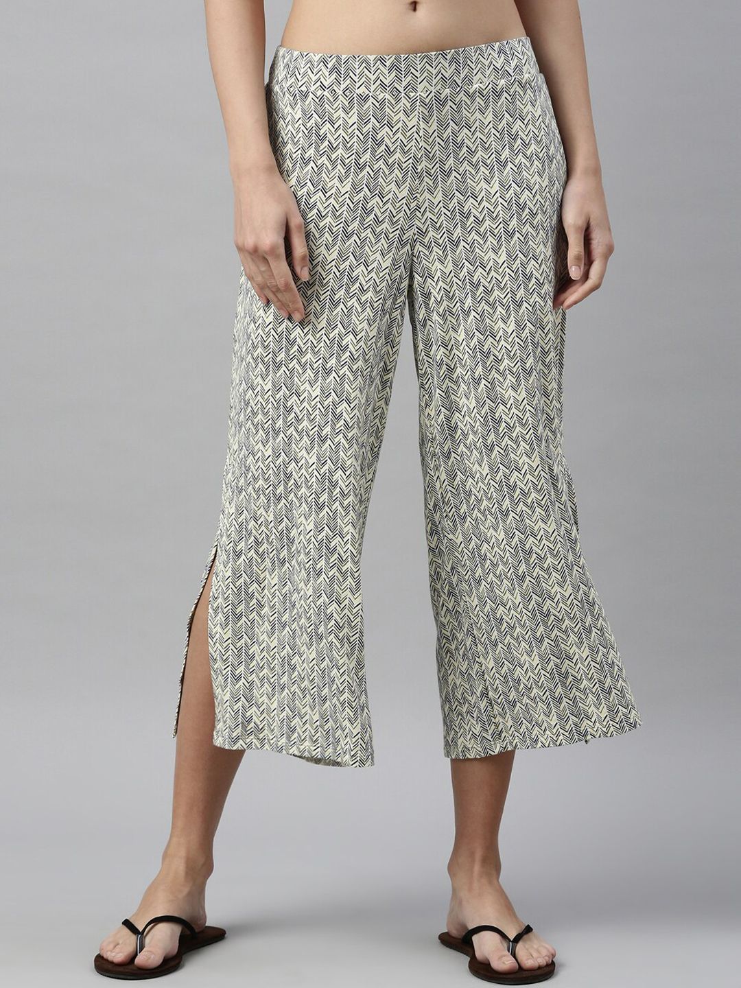 Enamor Women Green & Blue Printed Culottes Trousers Price in India