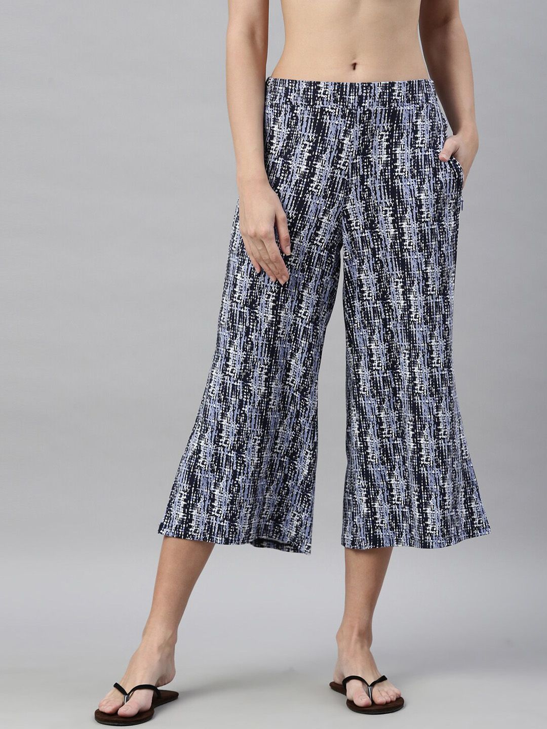 Enamor Women Navy Blue Printed Mid Rise Crop Length Culottes With Side Slits Price in India
