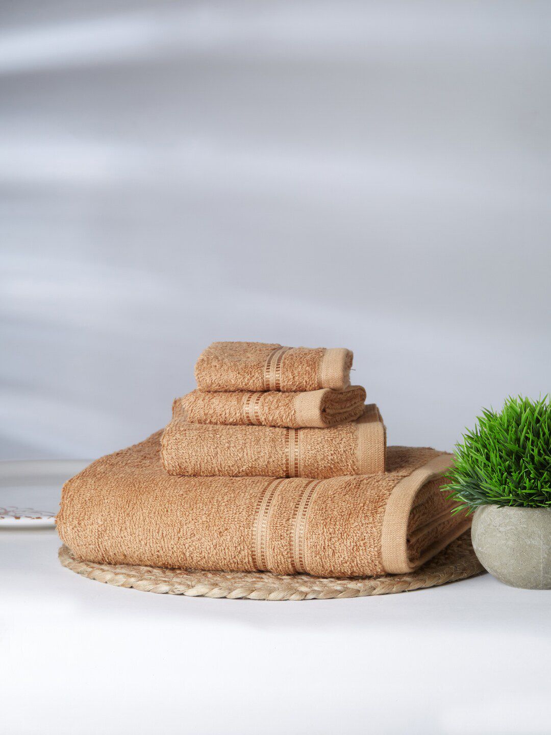 SPACES  Set Of 3 Brown Solid 380 GSM Pure Cotton Quick Dry Towel Set Price in India