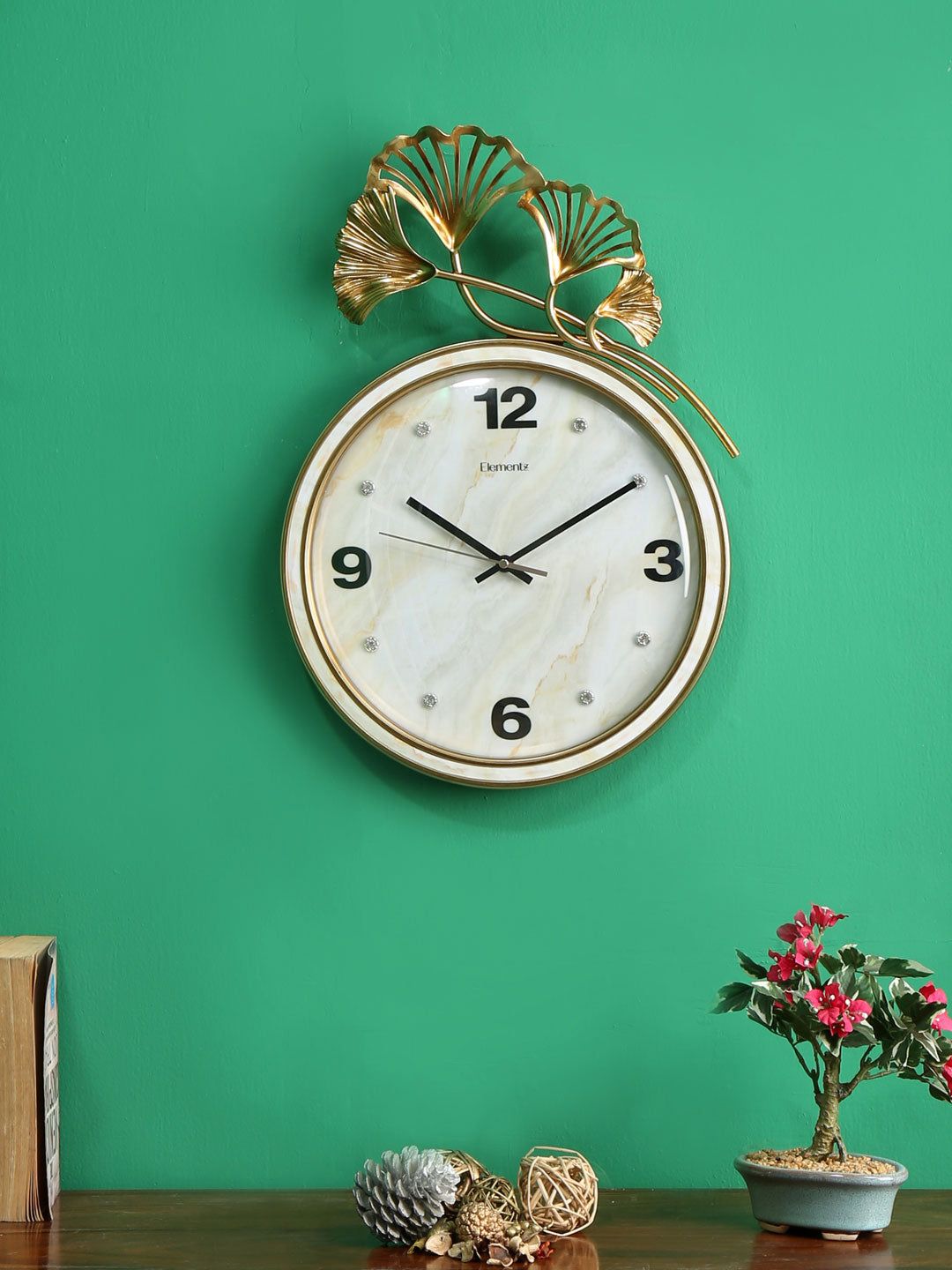 Athome by Nilkamal Gold-Toned & Off White Printed Contemporary Analogue Wall Clock Price in India