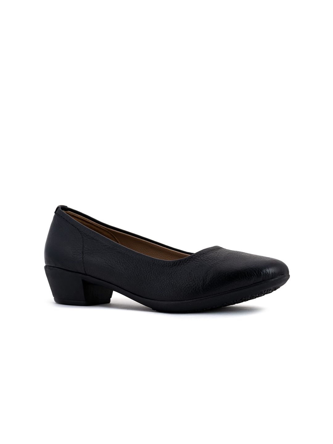 Khadims Women Black Textured Ballerinas Flats