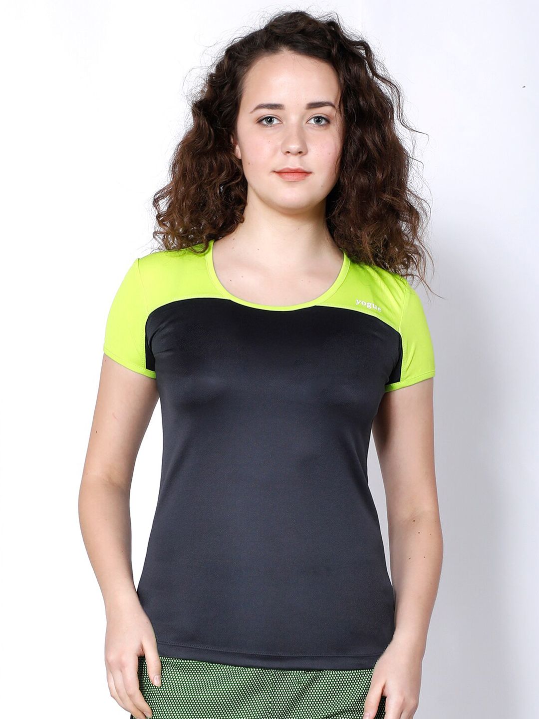 Yogue Activewear Women Charcoal & Fluorescent Green Colourblocked Running T-shirt Price in India