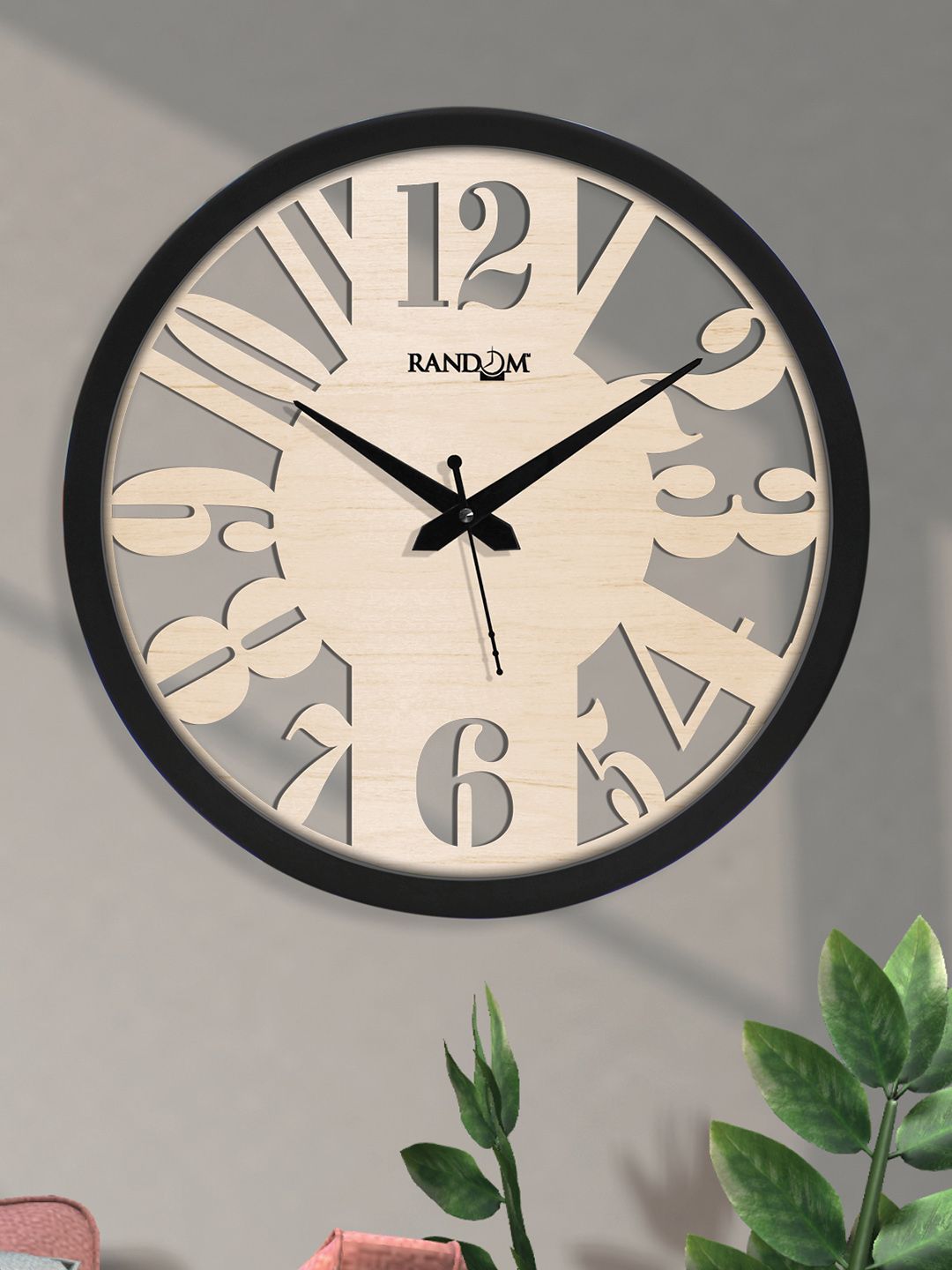 RANDOM Cream-Coloured & Black Contemporary 30 cm Analogue Wall Clock Price in India