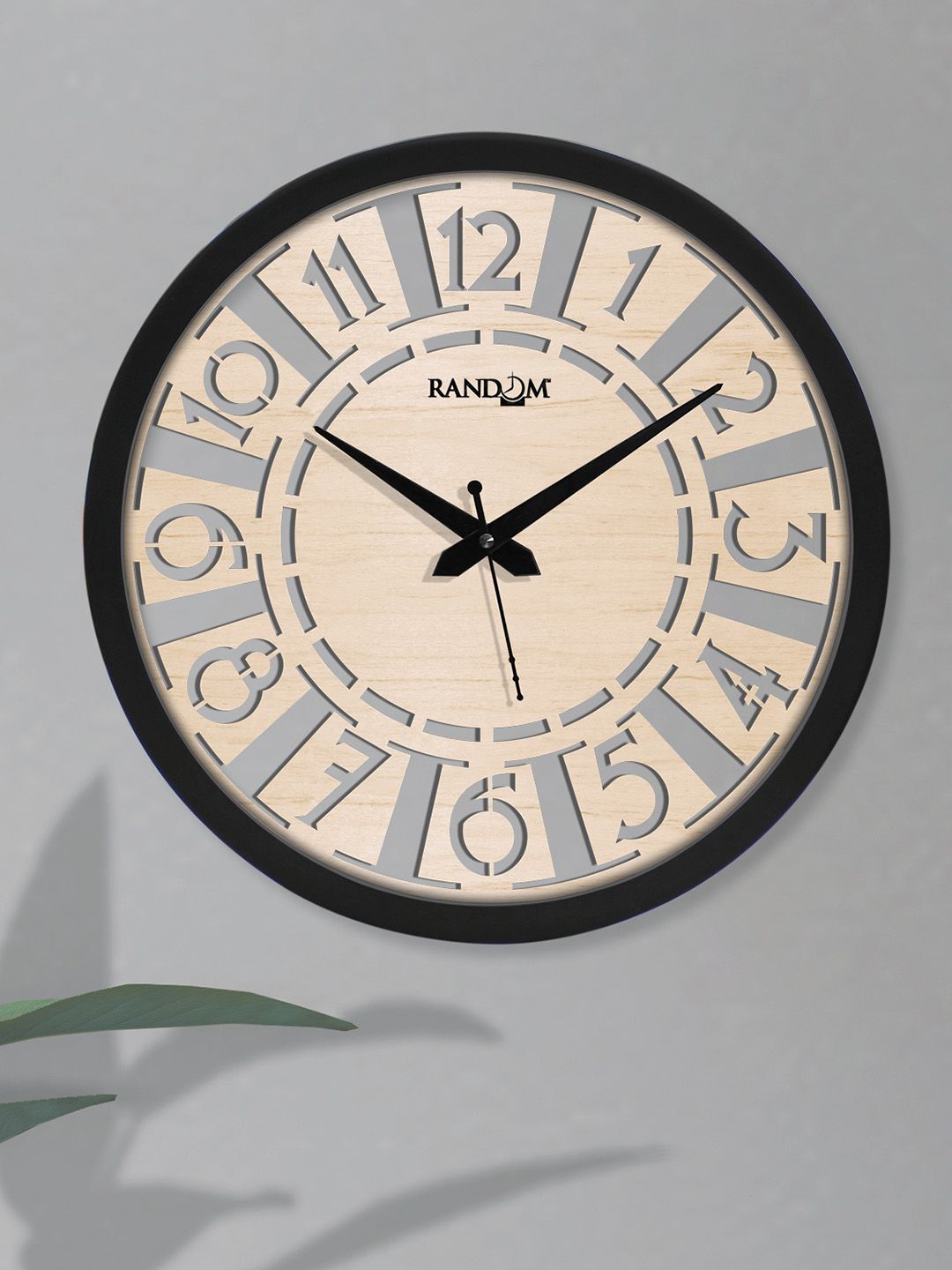 RANDOM Cream-Coloured & Black 12 Inch Analogue Wall Clock Price in India