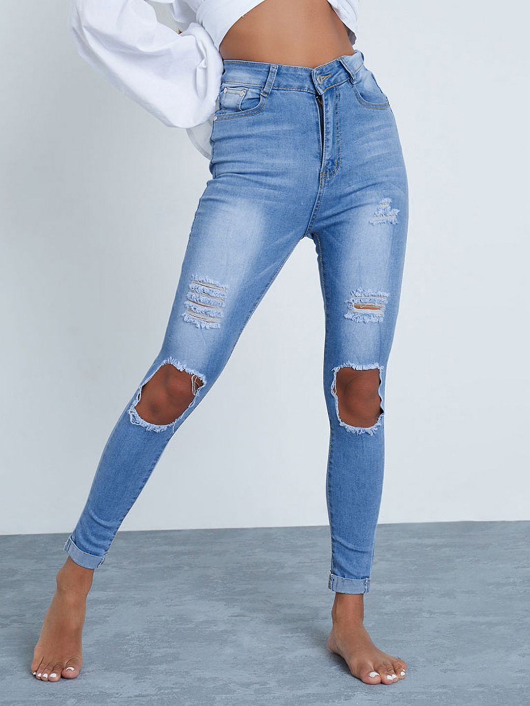 I Saw It First Women Blue High Rise Skinny Fit Ripped Light Fade Stretchable Jeans Price in India