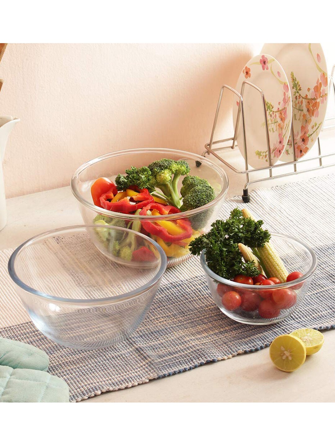 Femora Set Of 3 Transparent Borosilicate Glass Microwave Safe Mixing Bowls Price in India
