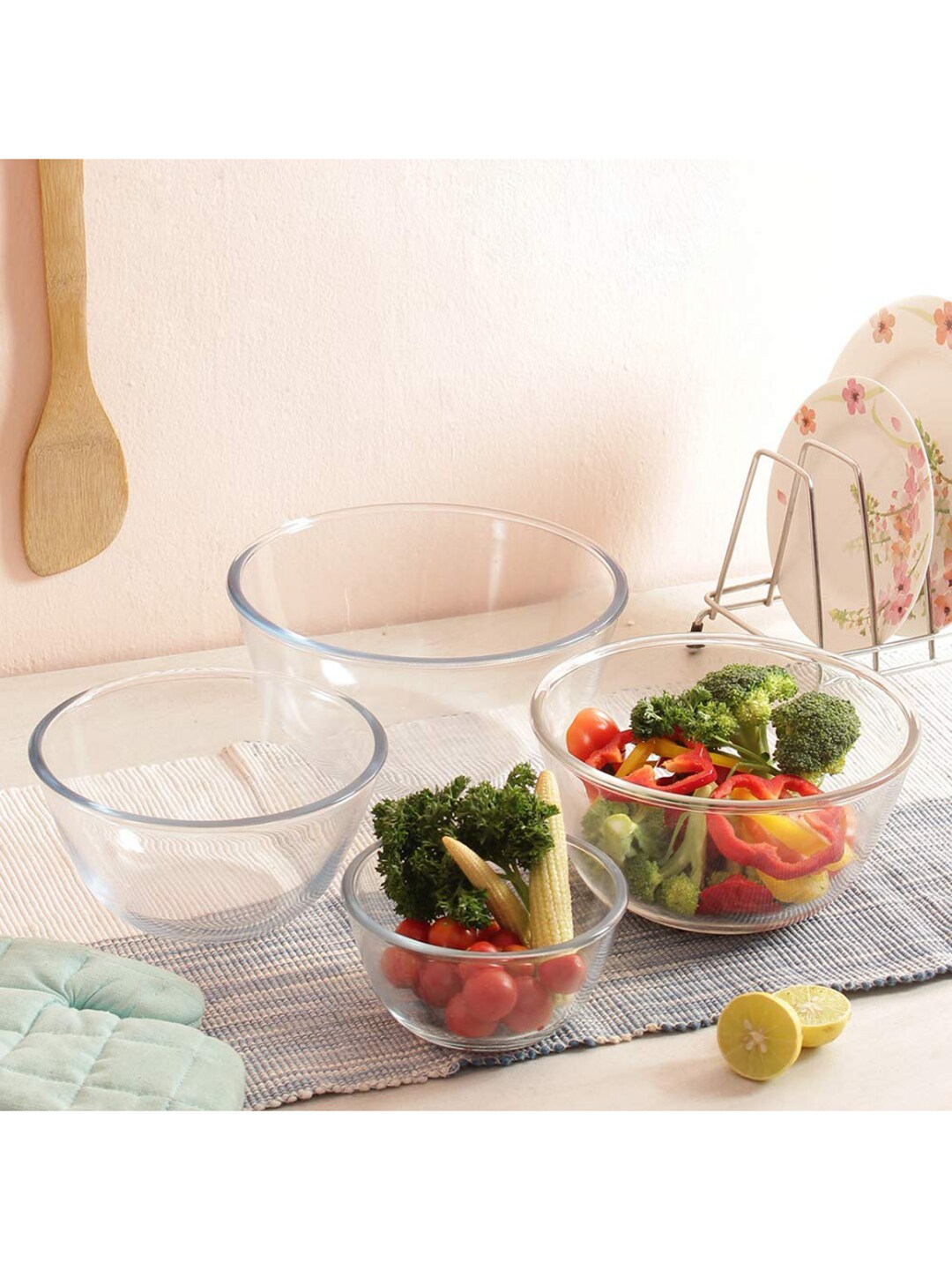 Femora Set Of 4 Transparent Solid Microwave Safe All-Purpose Mixing Bowls Price in India