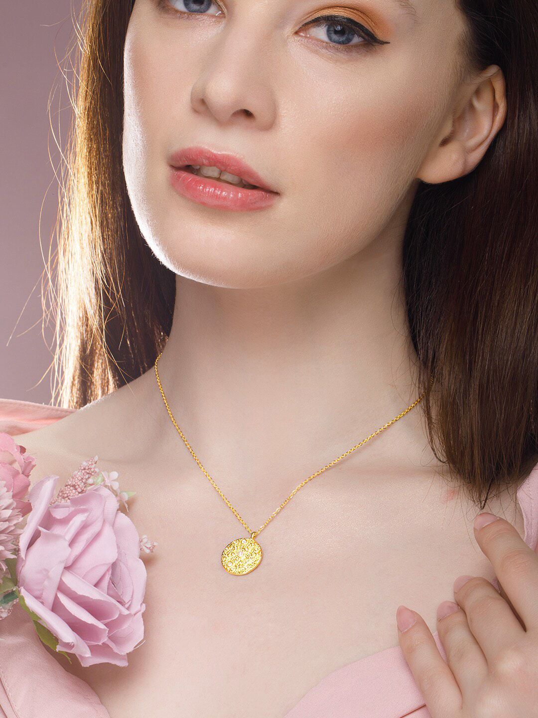 Rubans Voguish Gold-Toned 22K Gold Plated Textured Pendant Chain Price in India