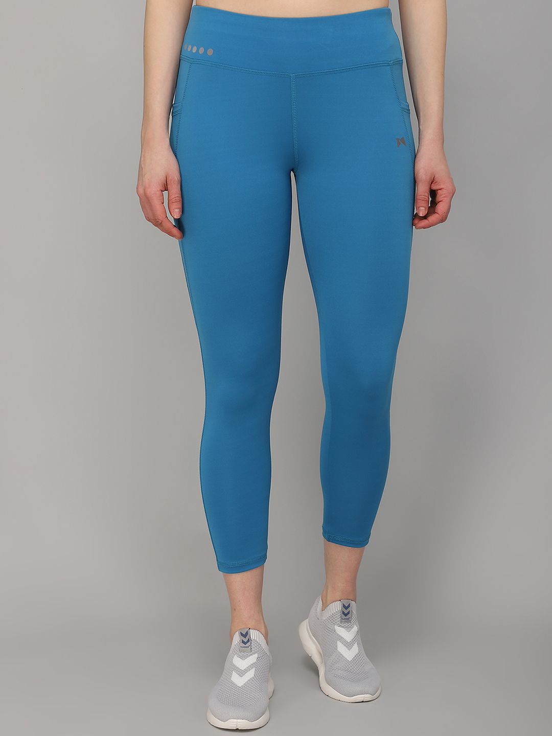 MUSCLE TORQUE Women Blue Solid Ankle-Length Tights Price in India