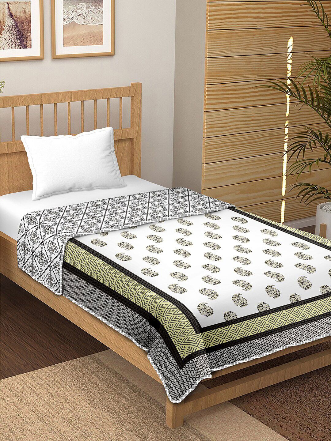 BELLA CASA White & Cream-Coloured Ethnic Motif AC Room Reversible 150 GSM Single Bed Dohar Price in India