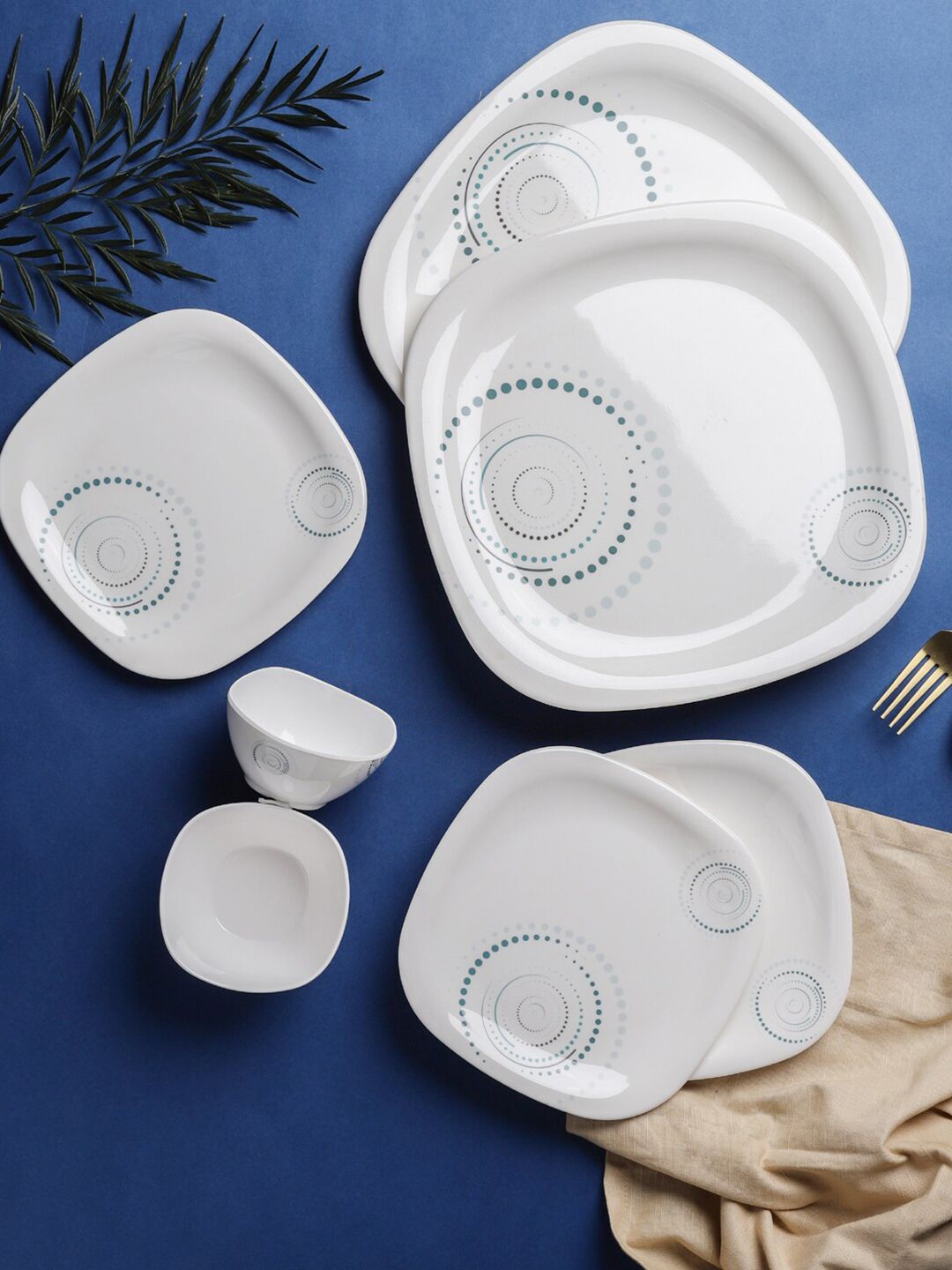 Servewell White & Grey 24 Pieces Pieces Geometric Printed Melamine Glossy Dinner Set Price in India