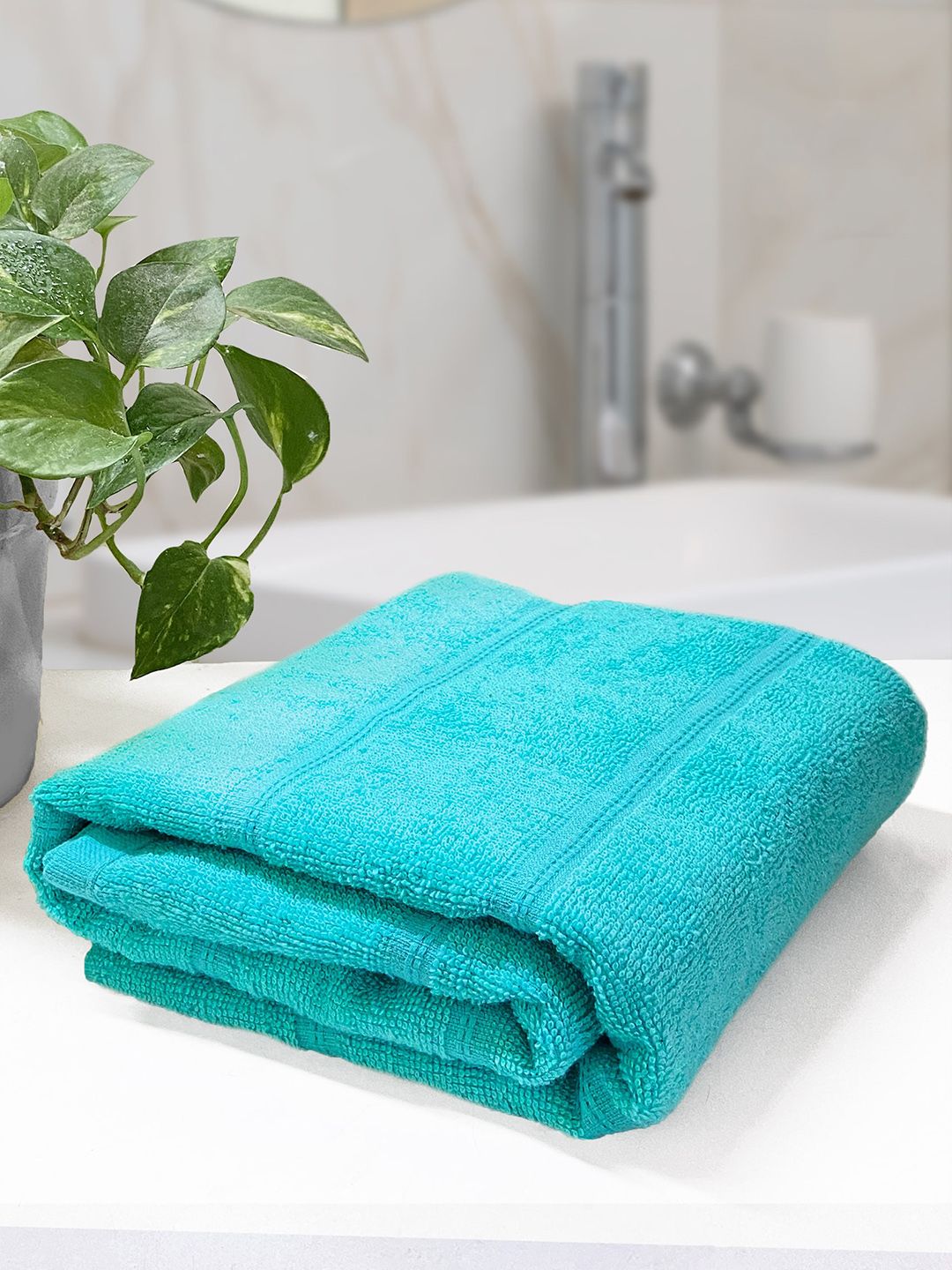 Heelium Teal-Blue Solid 250 GSM Bamboo Gamcha Bath Towel Price in India