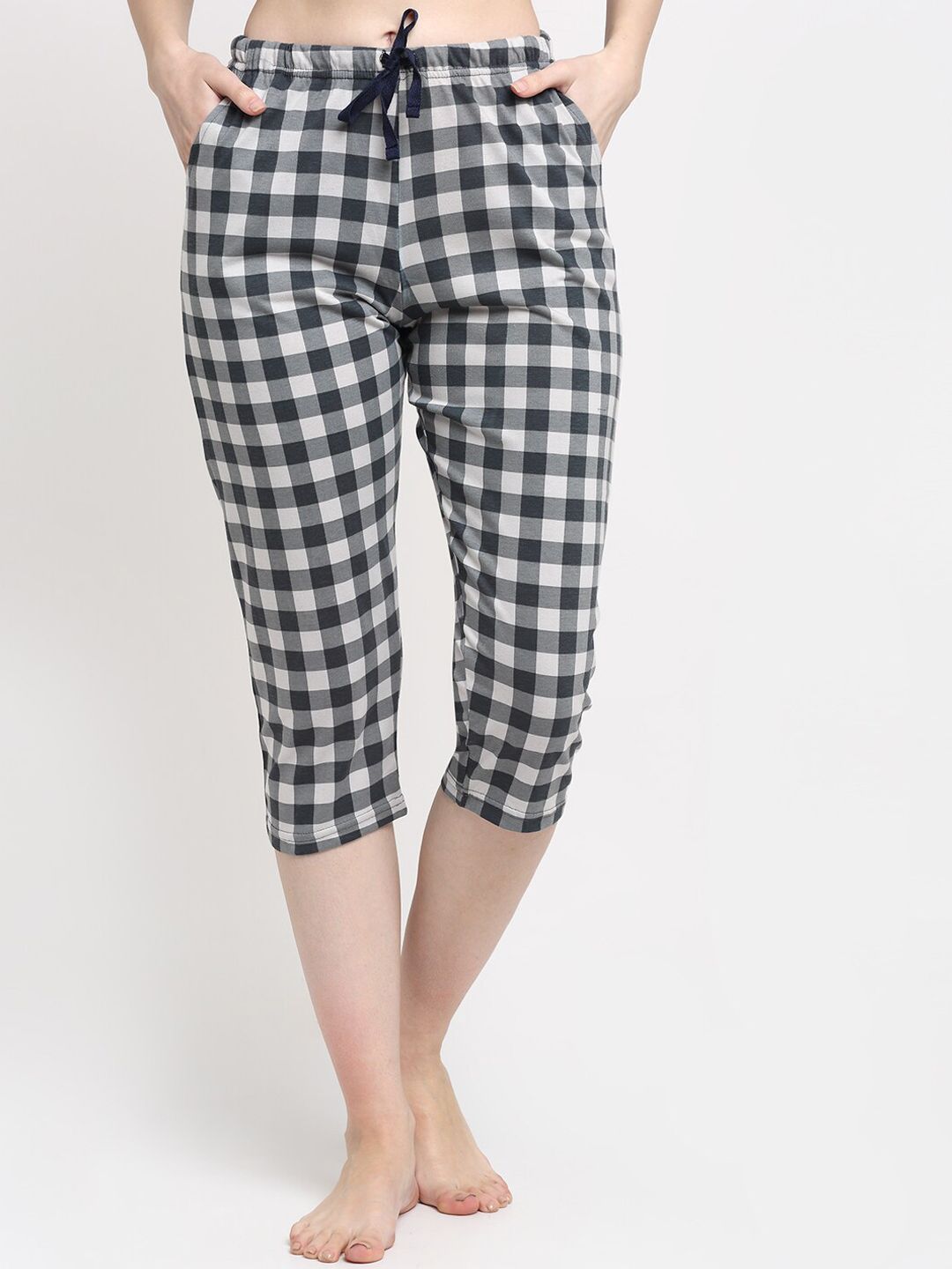 Kanvin Women Black & White Checked Cotton Lounge Capris Price in India