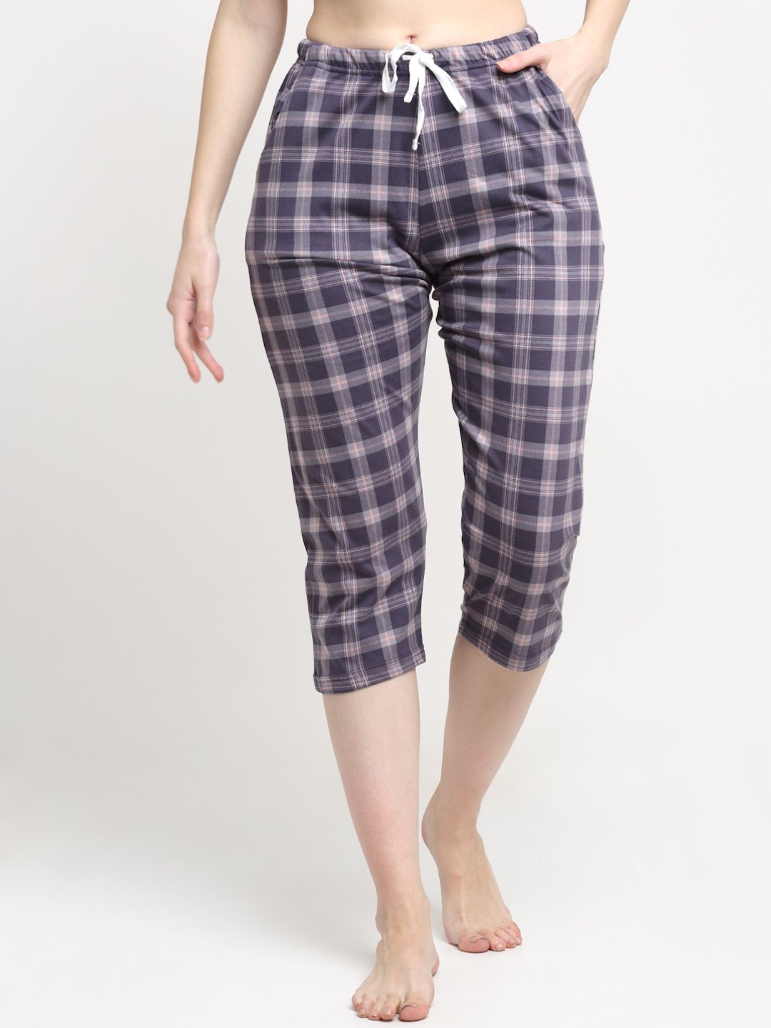 Kanvin Women Purple Checked Pure Cotton Capri Lounge Pants Price in India