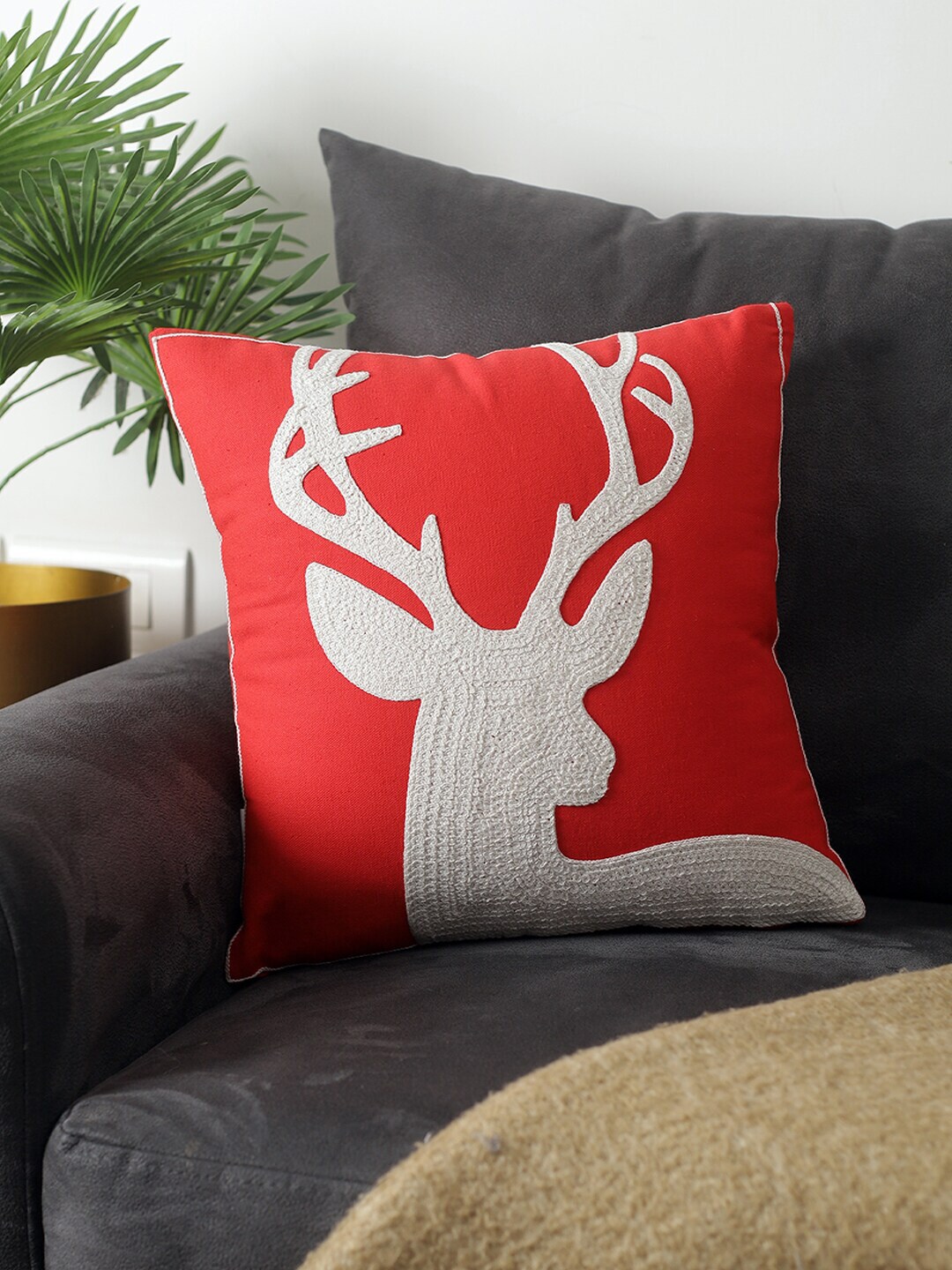 A Vintage Affair- Home Decor Red & White Christmas Reindeer Embroidered Cushion Covers Price in India