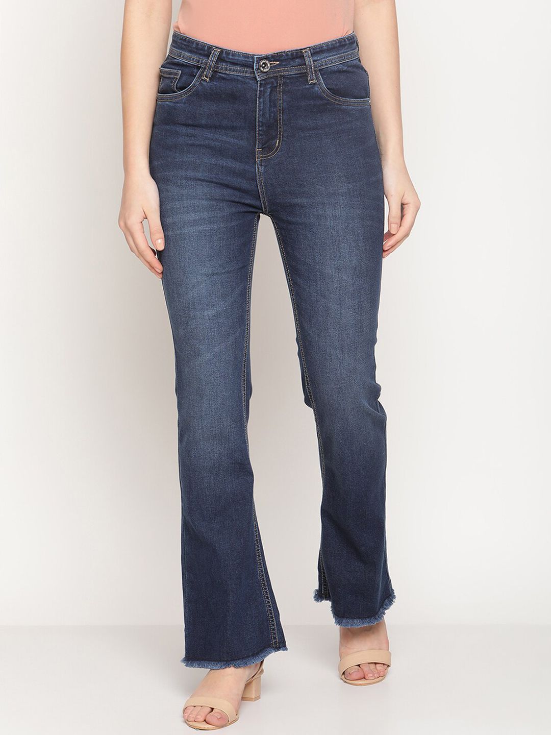 METTLE Women Blue Light Fade Stretchable Jeans Price in India