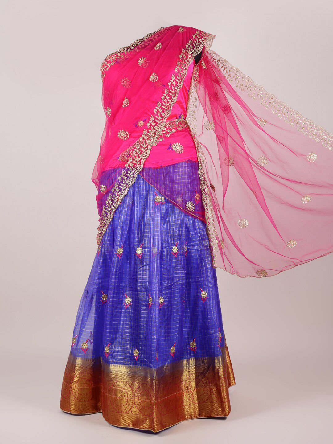 Pothys Pink & Blue Embroidered Semi-Stitched Lehenga & Unstitched Blouse With Net Dhavani Price in India