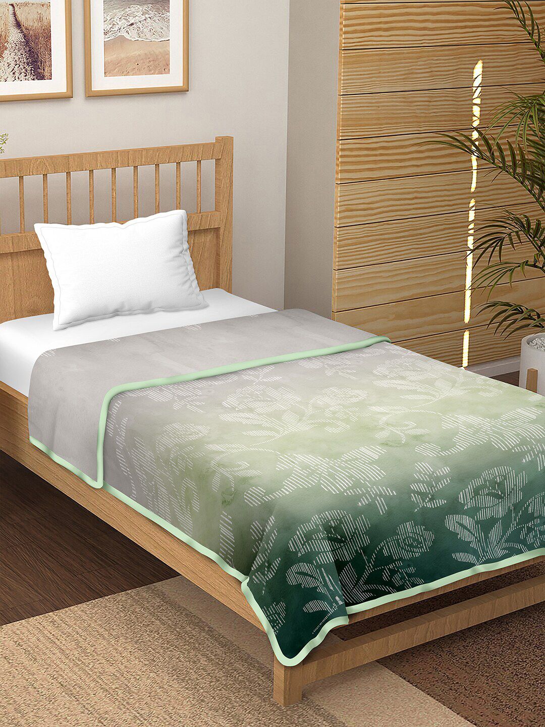 BELLA CASA Green & White Floral Pure Cotton Reversible AC Room Single Bed Dohar Price in India