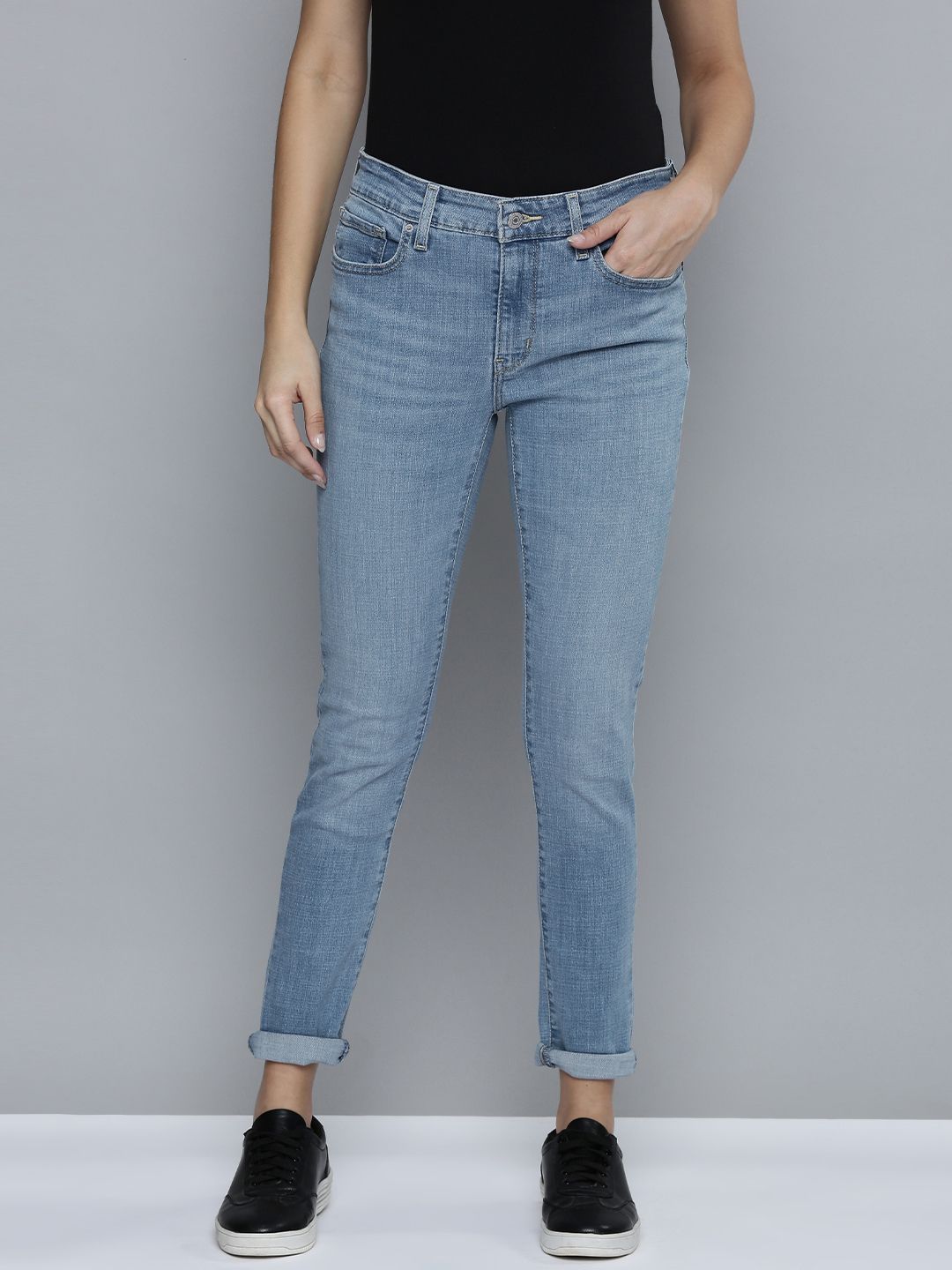 Levis Women Blue Skinny Fit Mid-Rise Stretchable Casual Jeans Price in India