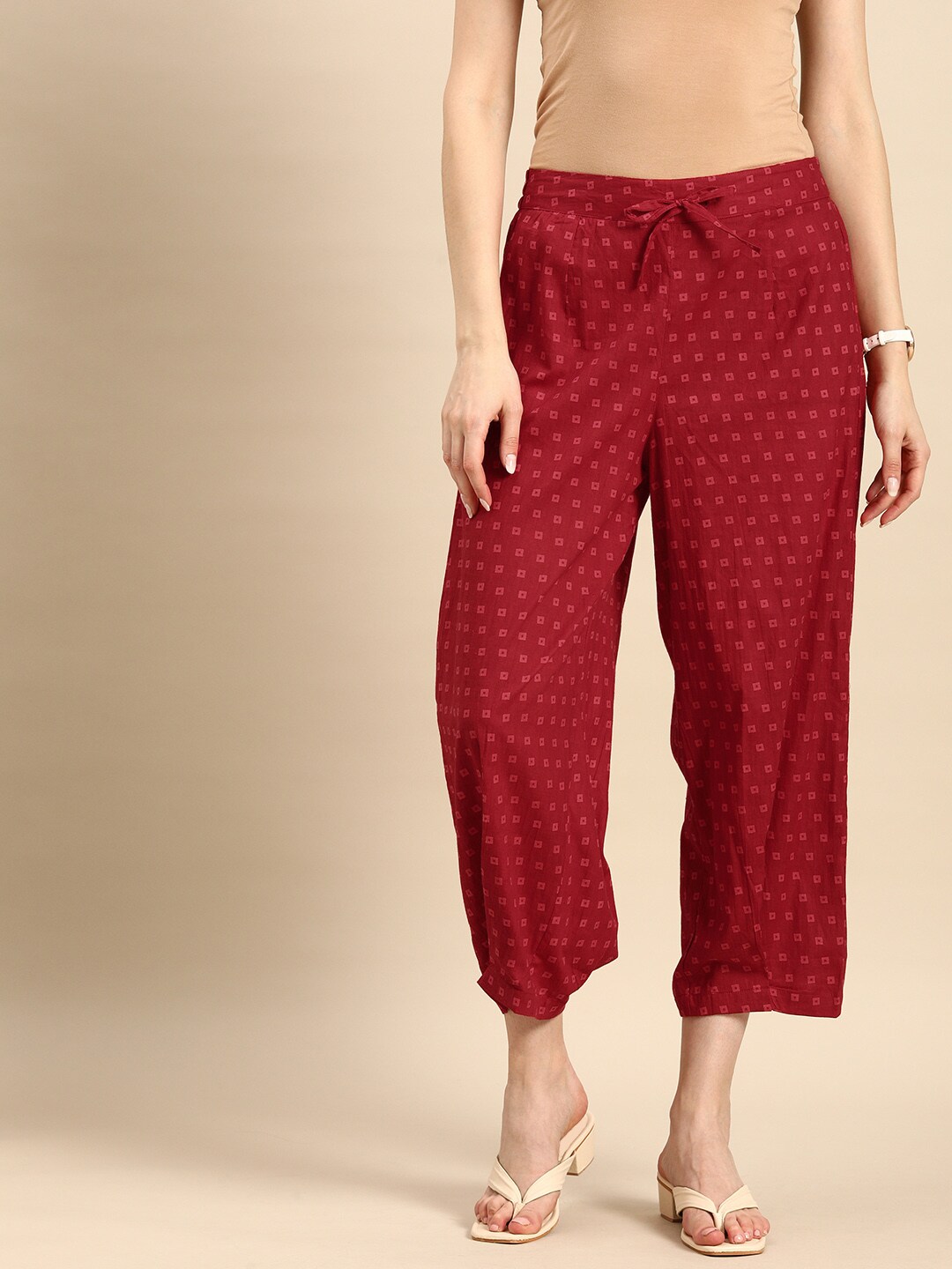 Anouk Women Red Printed Pure Cotton Cropped Trousers Price in India
