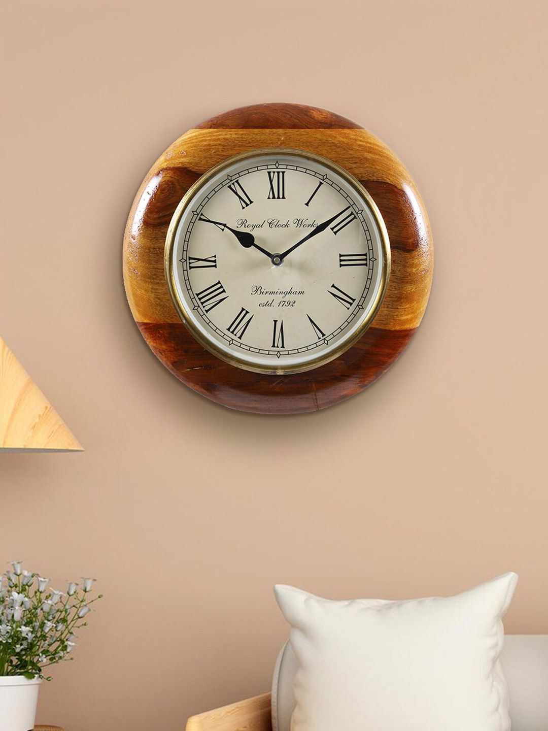 Aapno Rajasthan Brown Textured Contemporary Wall Clock Price in India