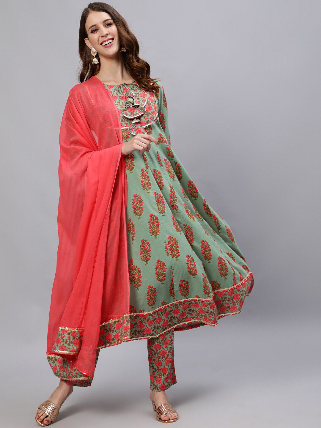 Jaipur Kurti Women Green Floral Printed Empire Pure Cotton Kurta with Trousers & With Dupatta Price in India