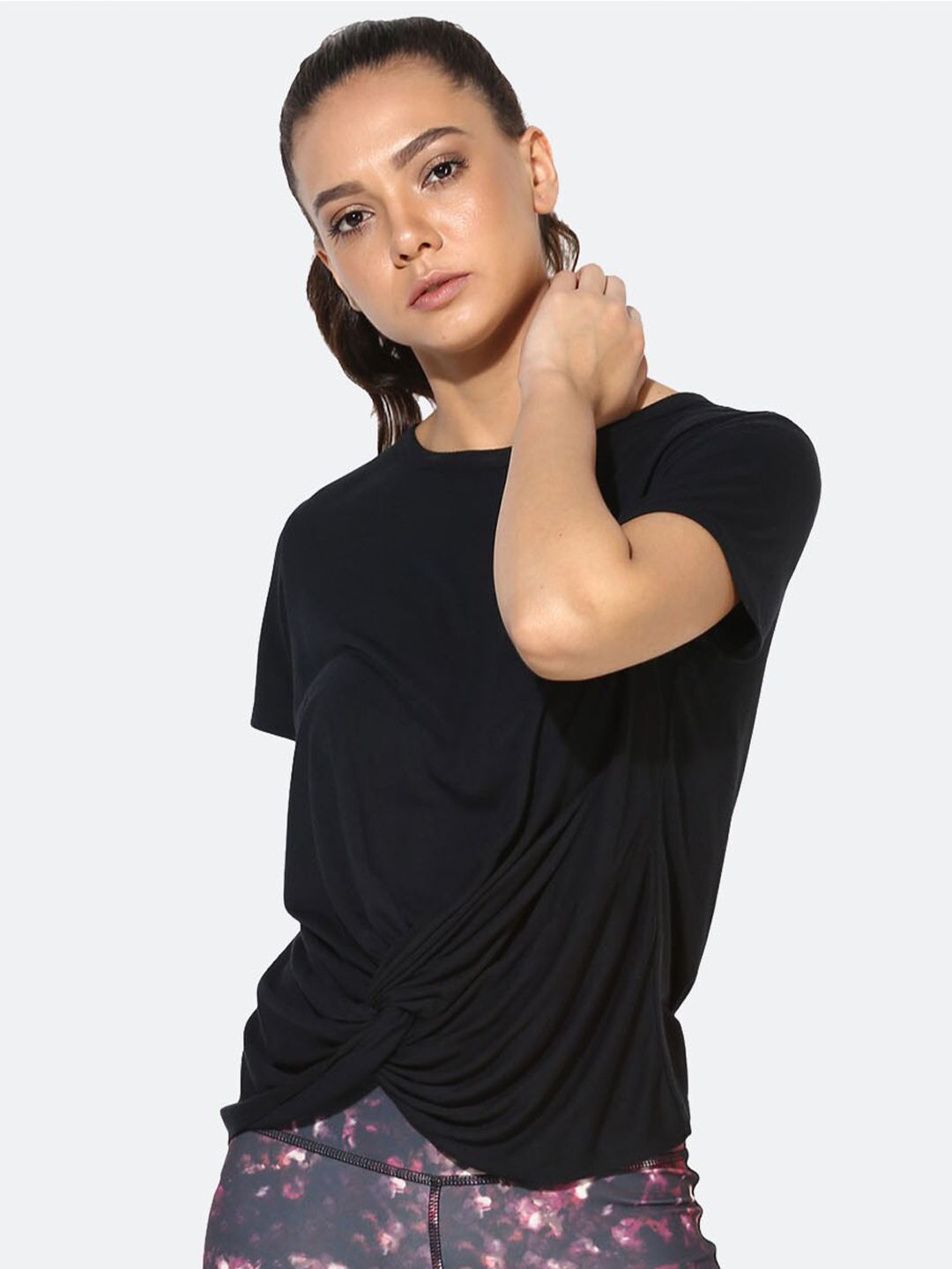 Silvertraq Women Black Sports T-shirt Price in India