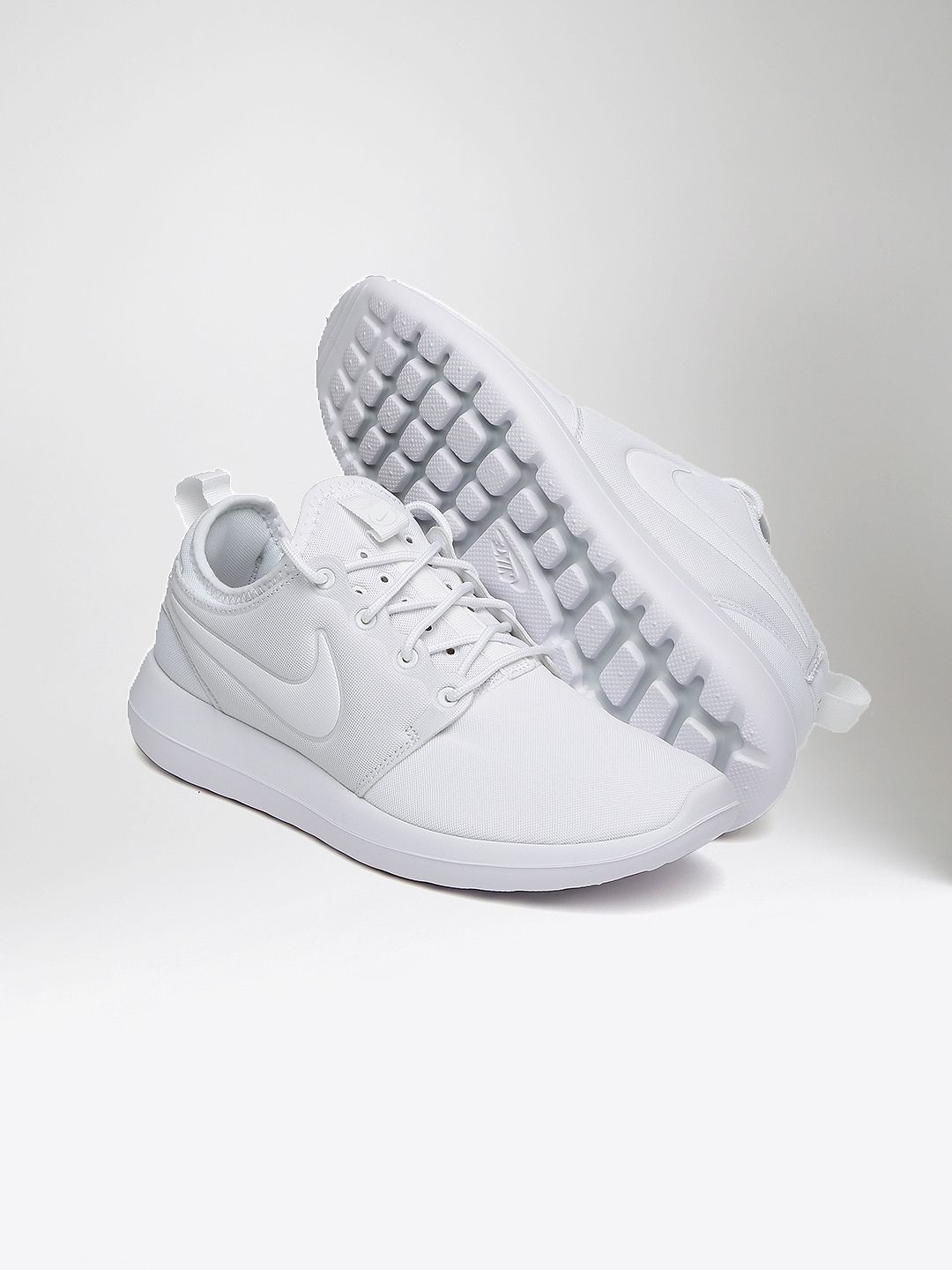 nike roshe womens white