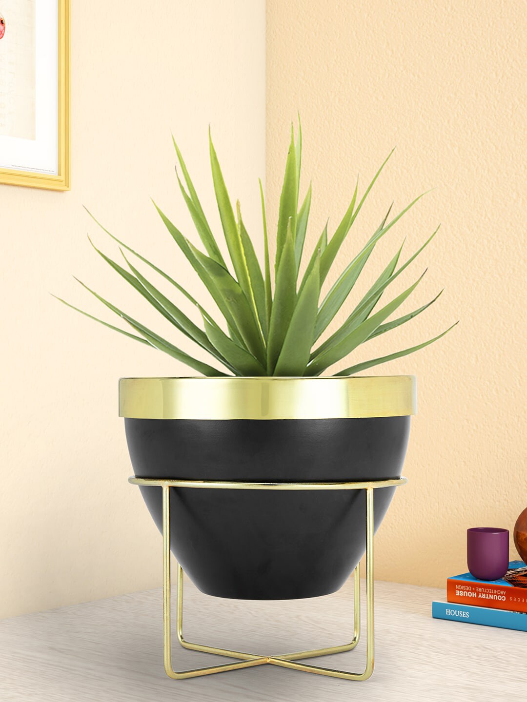 Living scapes by Pantaloons Black & Gold-Toned Pot with Stand Price in India
