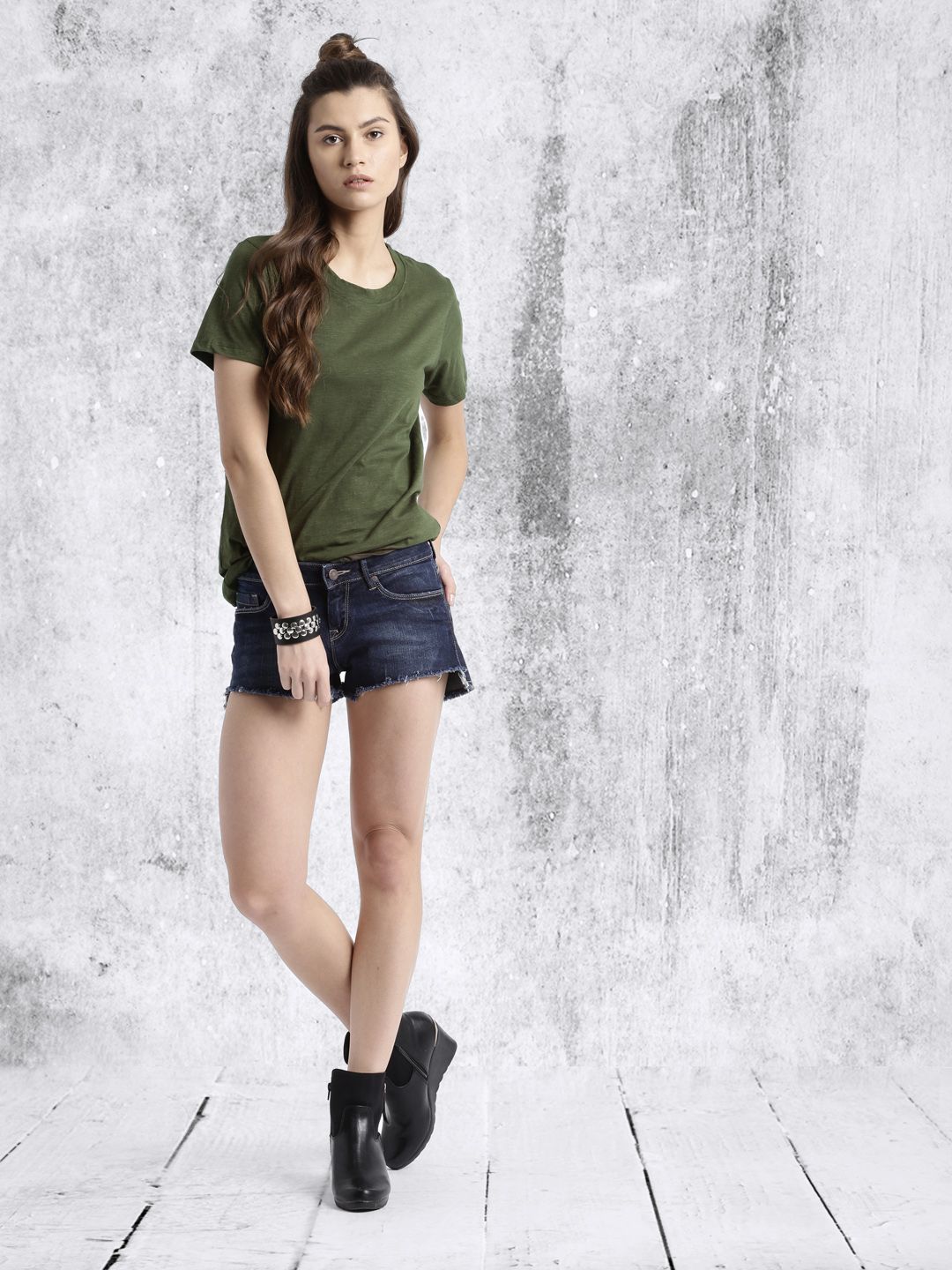 Roadster Women Olive Green Pure Cotton T-shirt Price in India