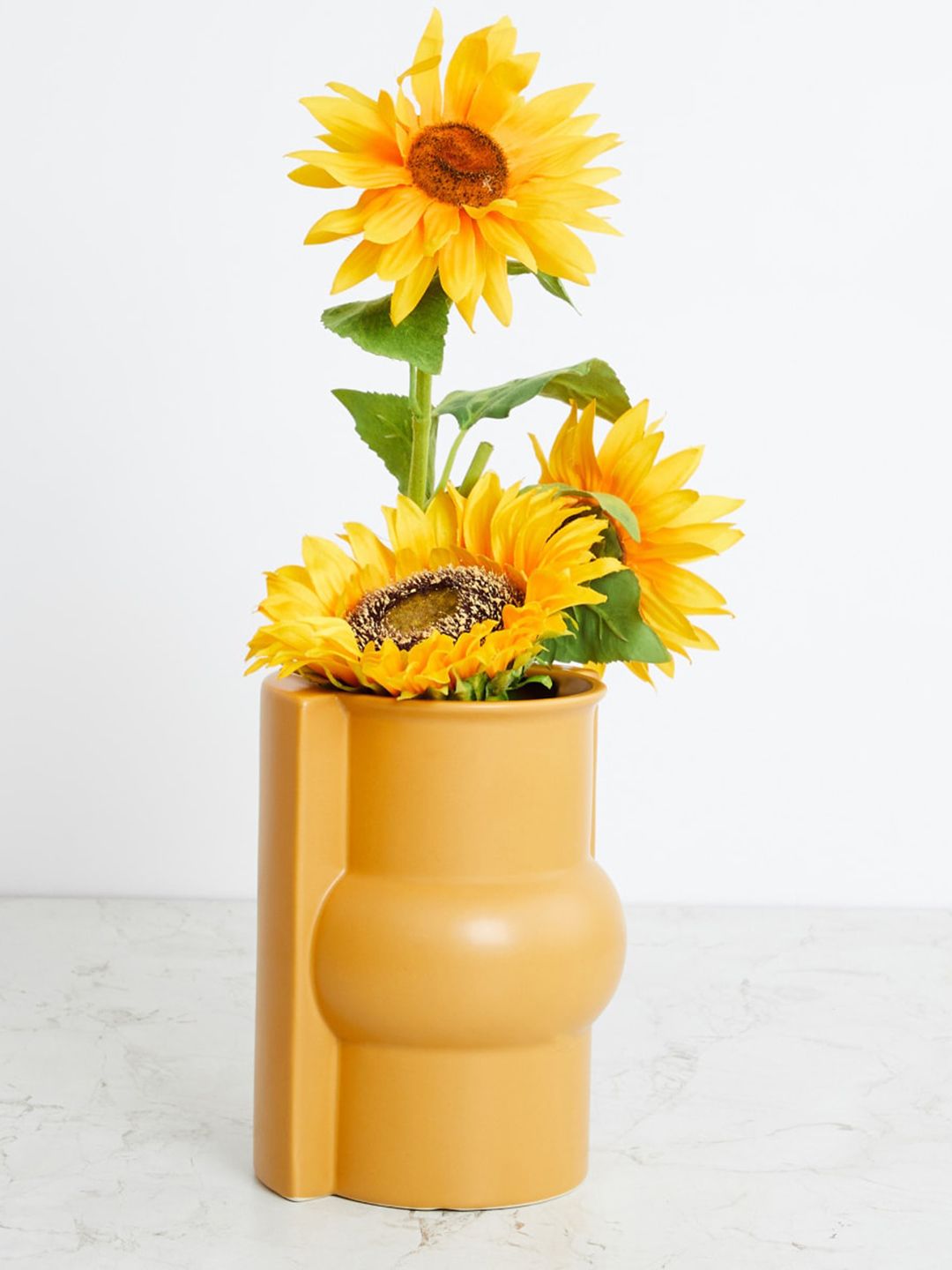 Home Centre Yellow Solid Ceramic Decorative Vase Price in India