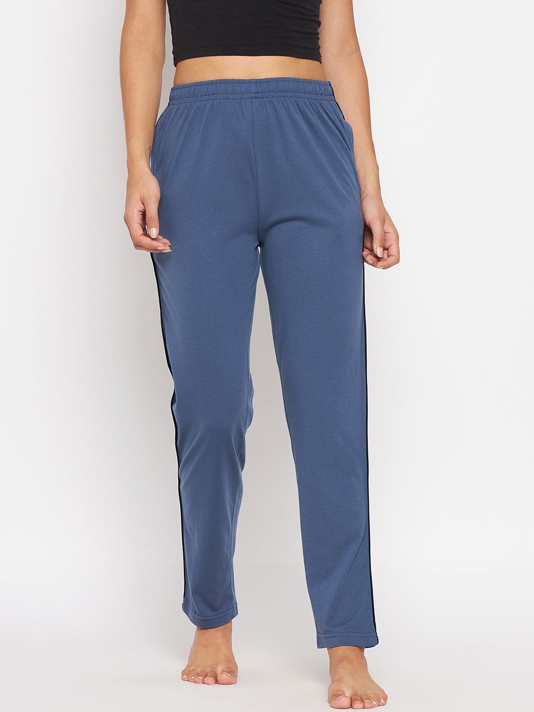 Okane Women Blue Solid Cotton Mid-Rise Lounge Pants Price in India