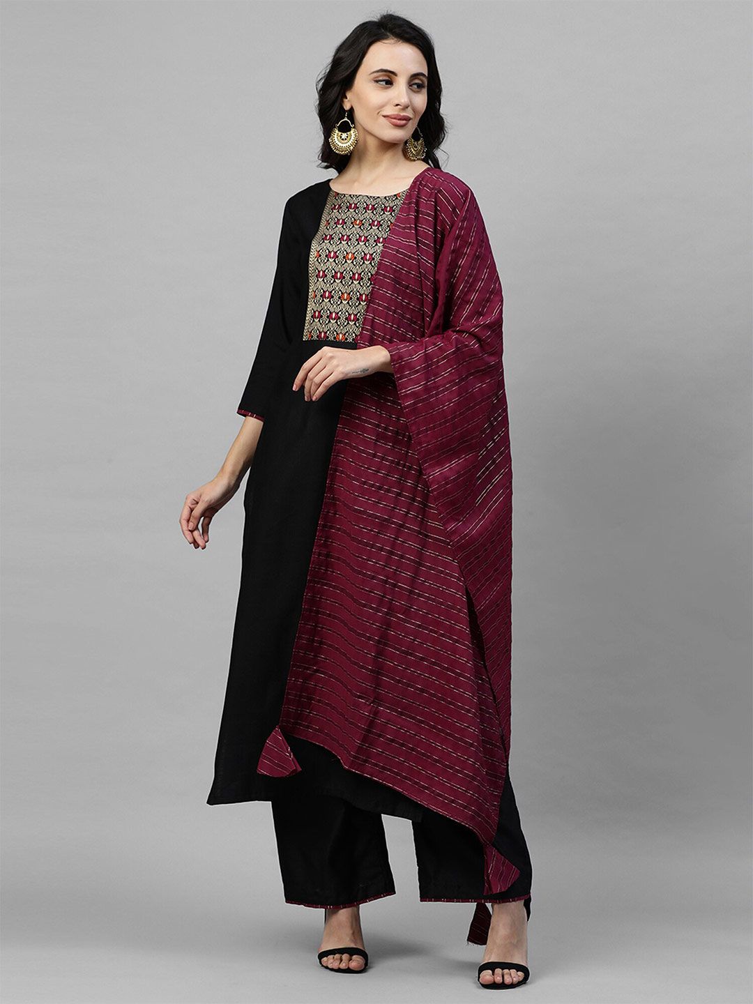 Indo Era Magenta & Silver-Toned Woven Design Viscose Rayon Dupatta Price in India