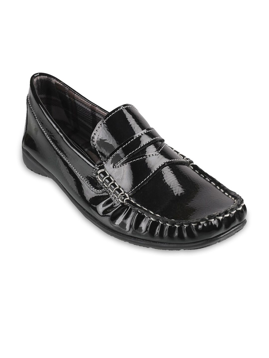 Catwalk Women Black Solid Loafers Price in India