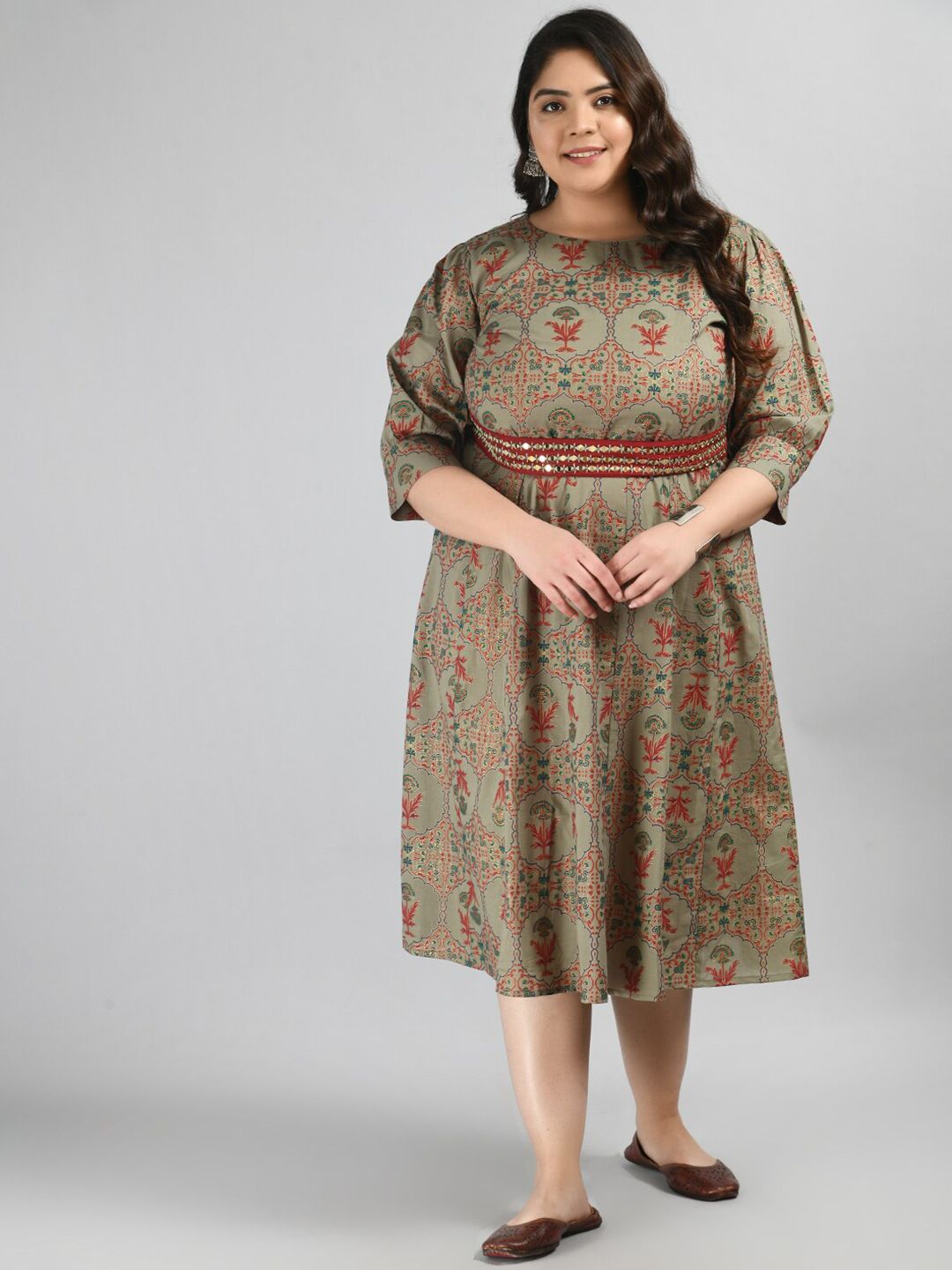 PrettyPlus by Desinoor com Green Floral Empire Midi Dress Price in India