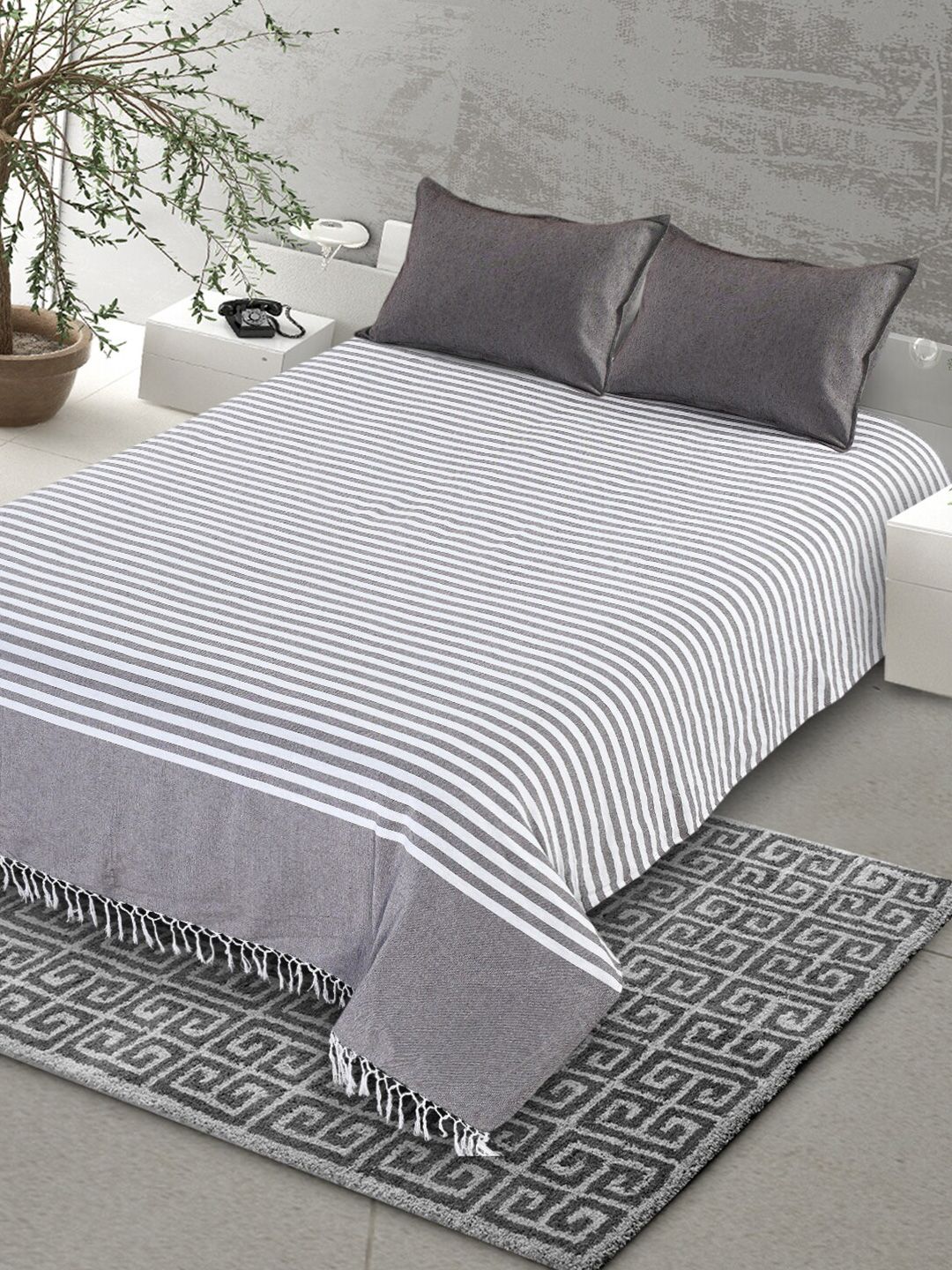 Saral Home Grey & White Striped 160 TC King Bedsheet with 2 Pillow Covers Price in India