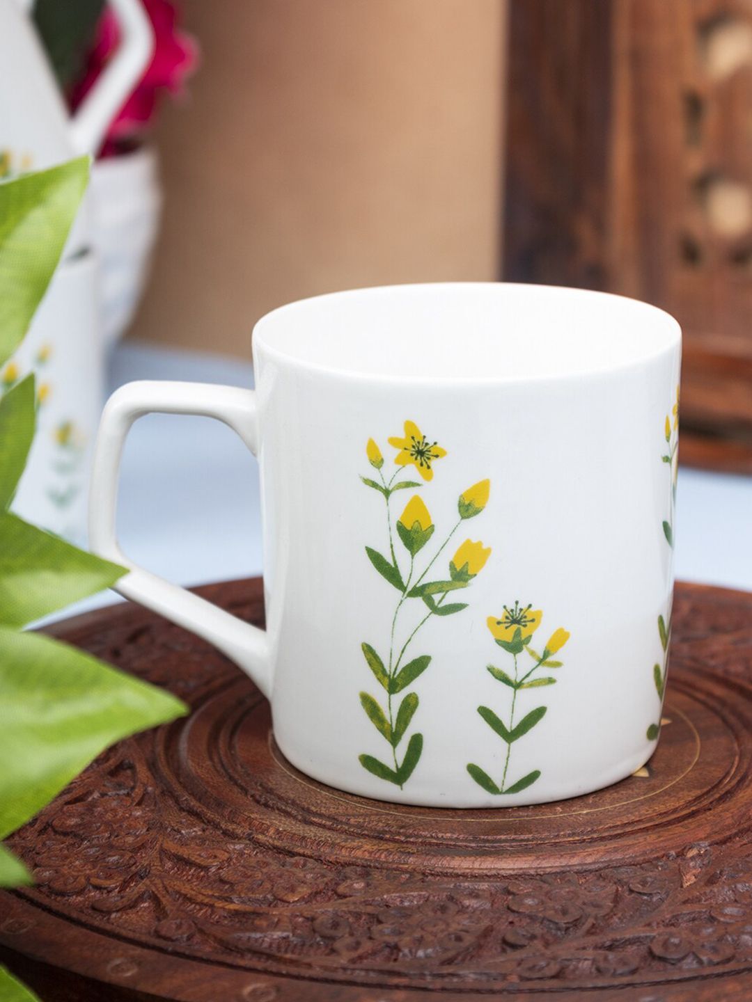 MARKET99 White & Green Printed 6 Ceramic Glossy Mugs Price in India