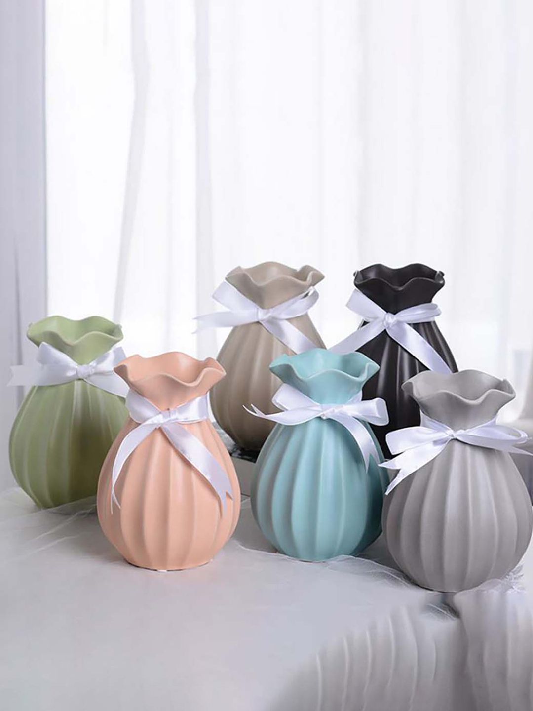 MARKET99 Pink Textured Vase