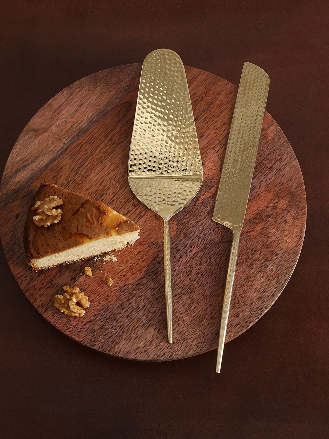 ellementry Set Of 2 Gold-Toned Hammered Cake Server Price in India