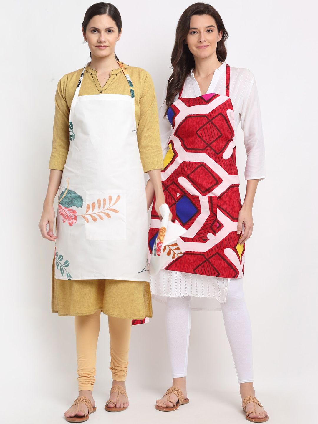 Dhrohar Red & White Pack Of 2 Tropical Printed 210 TC Aprons & Napkins Price in India