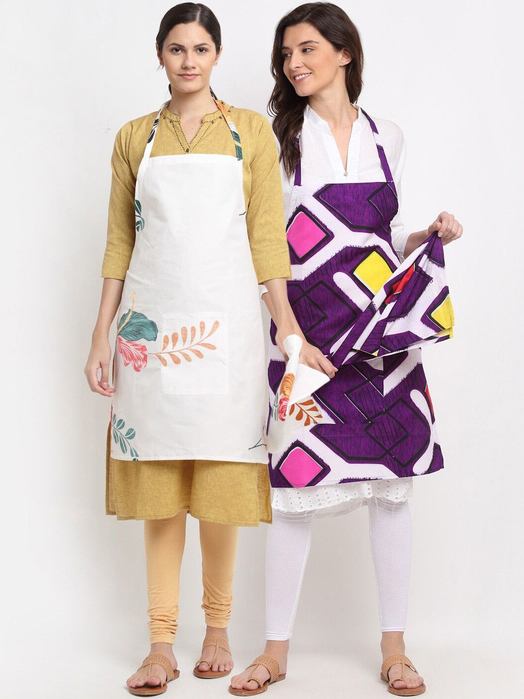 Dhrohar Purple & White Pack Of 2 Tropical Printed 210 TC Aprons & Napkins Price in India
