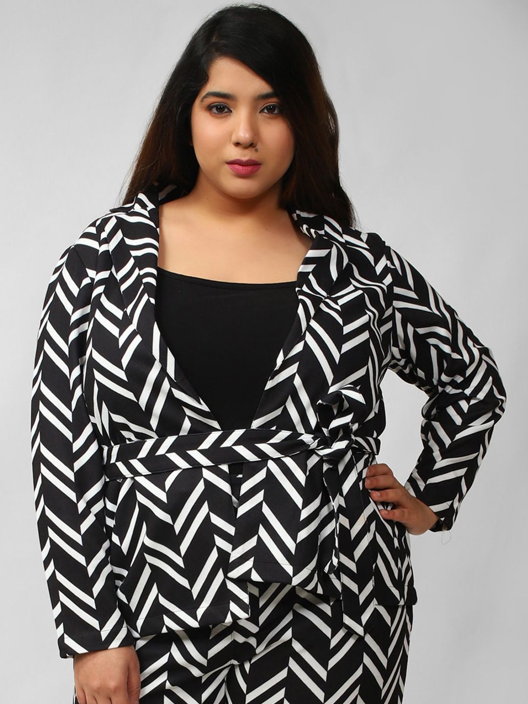 Amydus Women Plus Size Black & White Printed Blazer Price in India